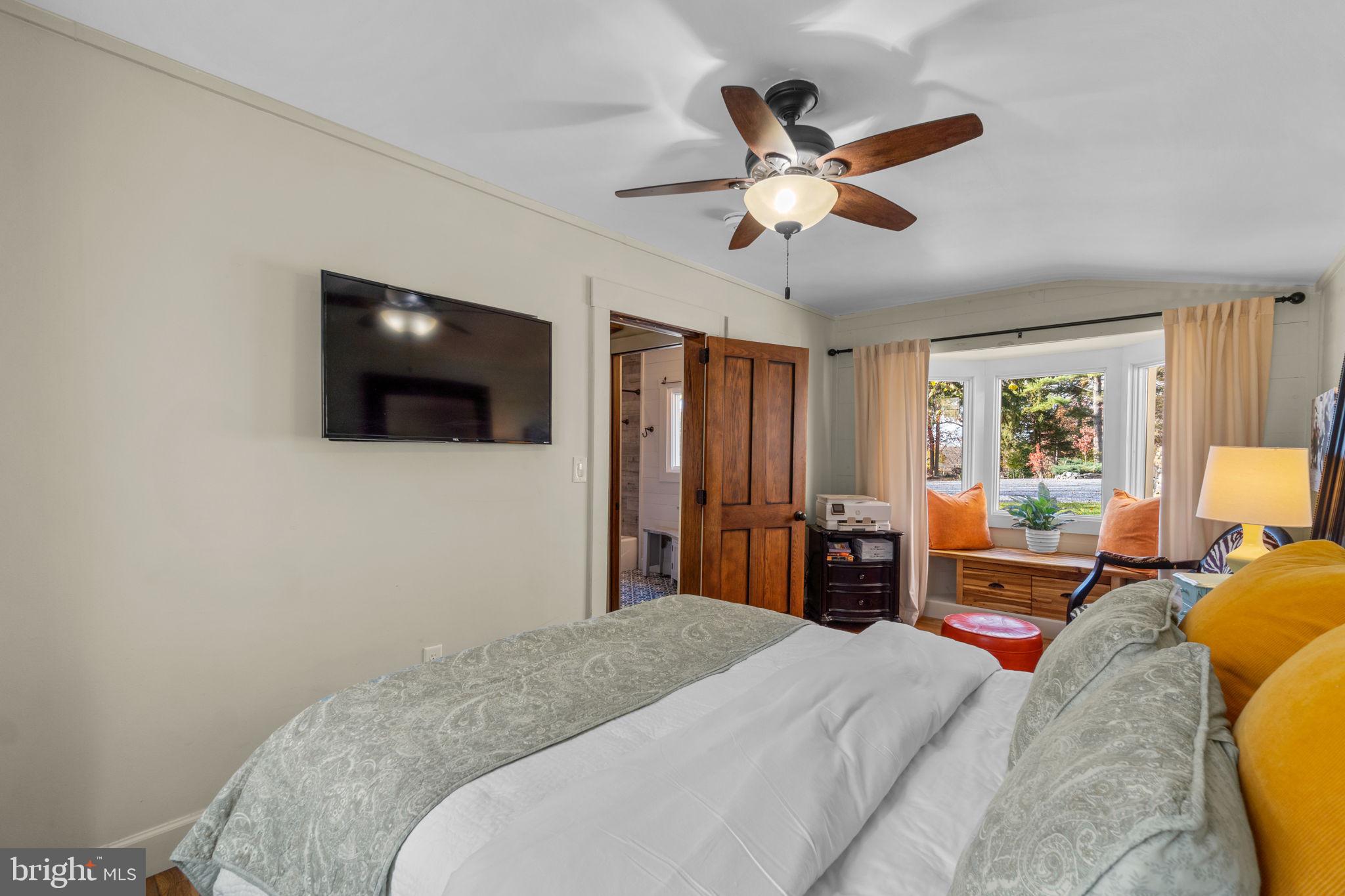 15423 & 15421 York ROAD