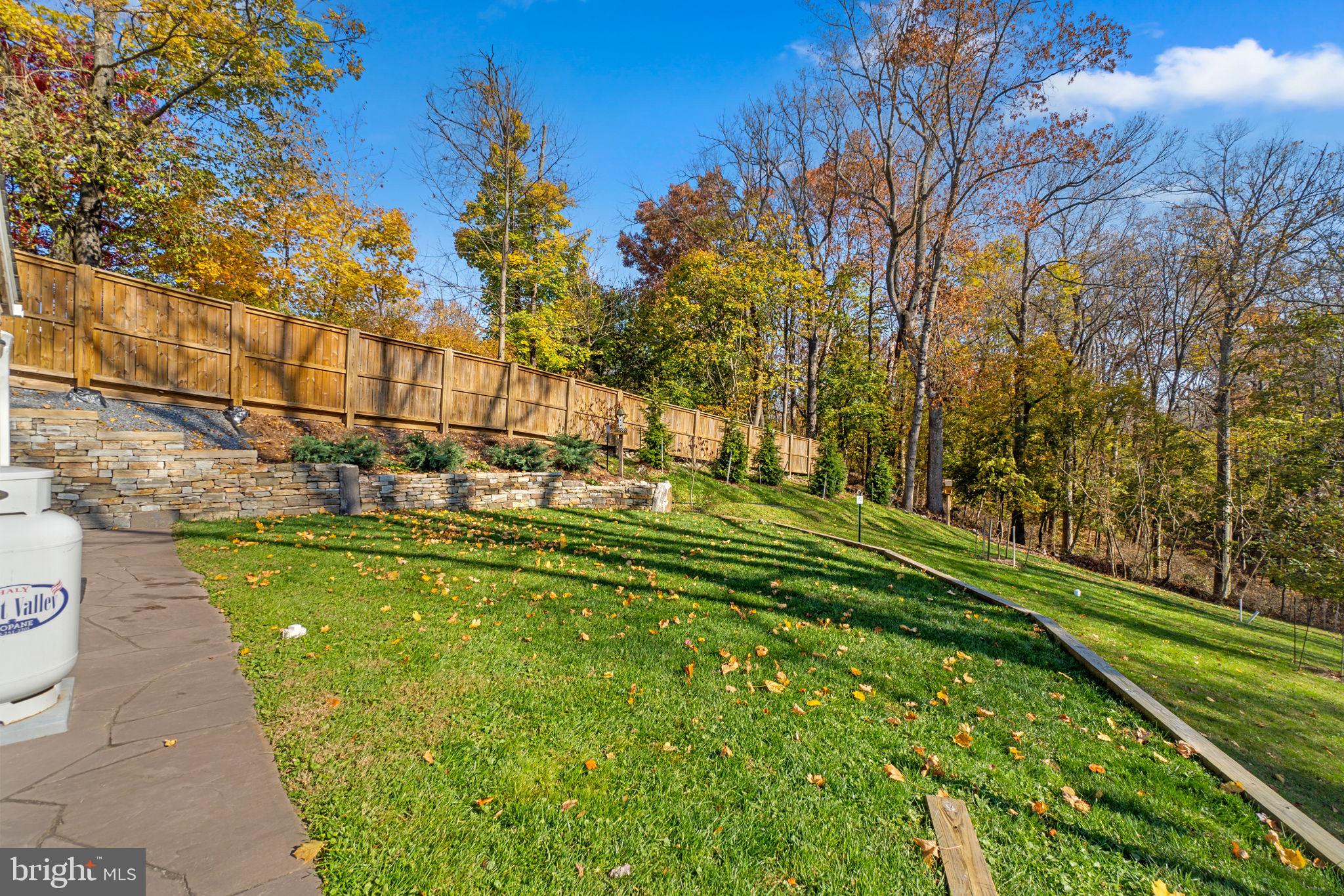 15423 & 15421 York ROAD