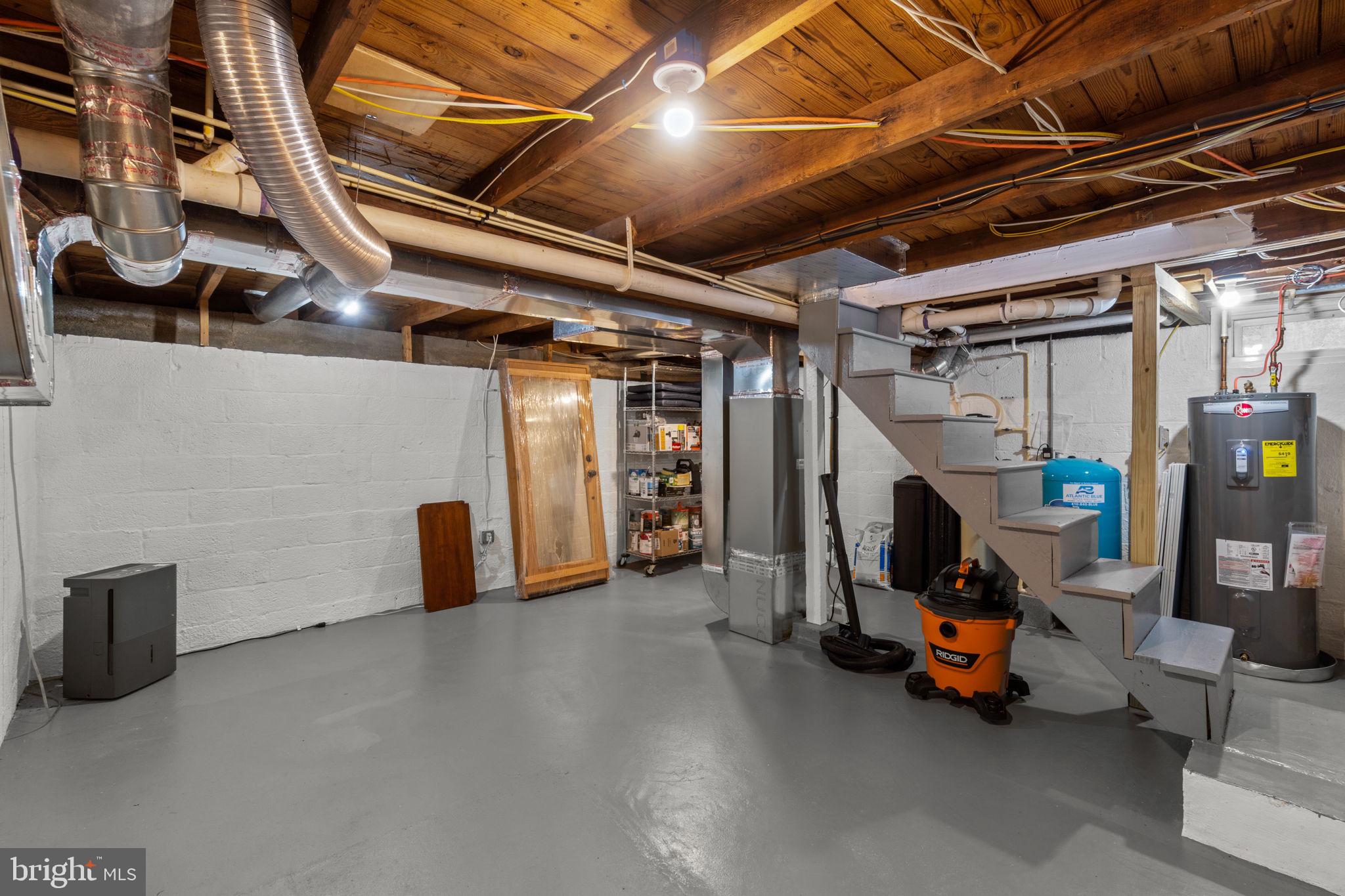 15423 & 15421 York ROAD