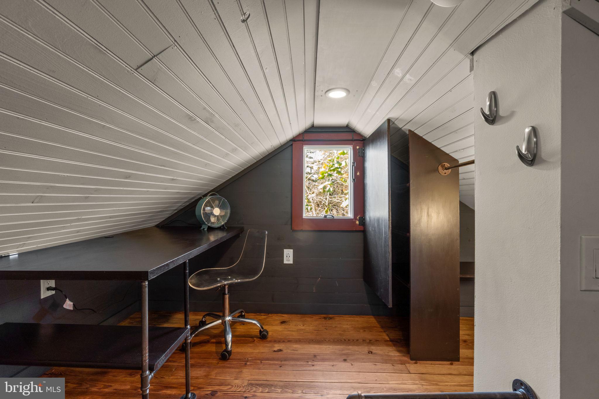 15423 & 15421 York ROAD