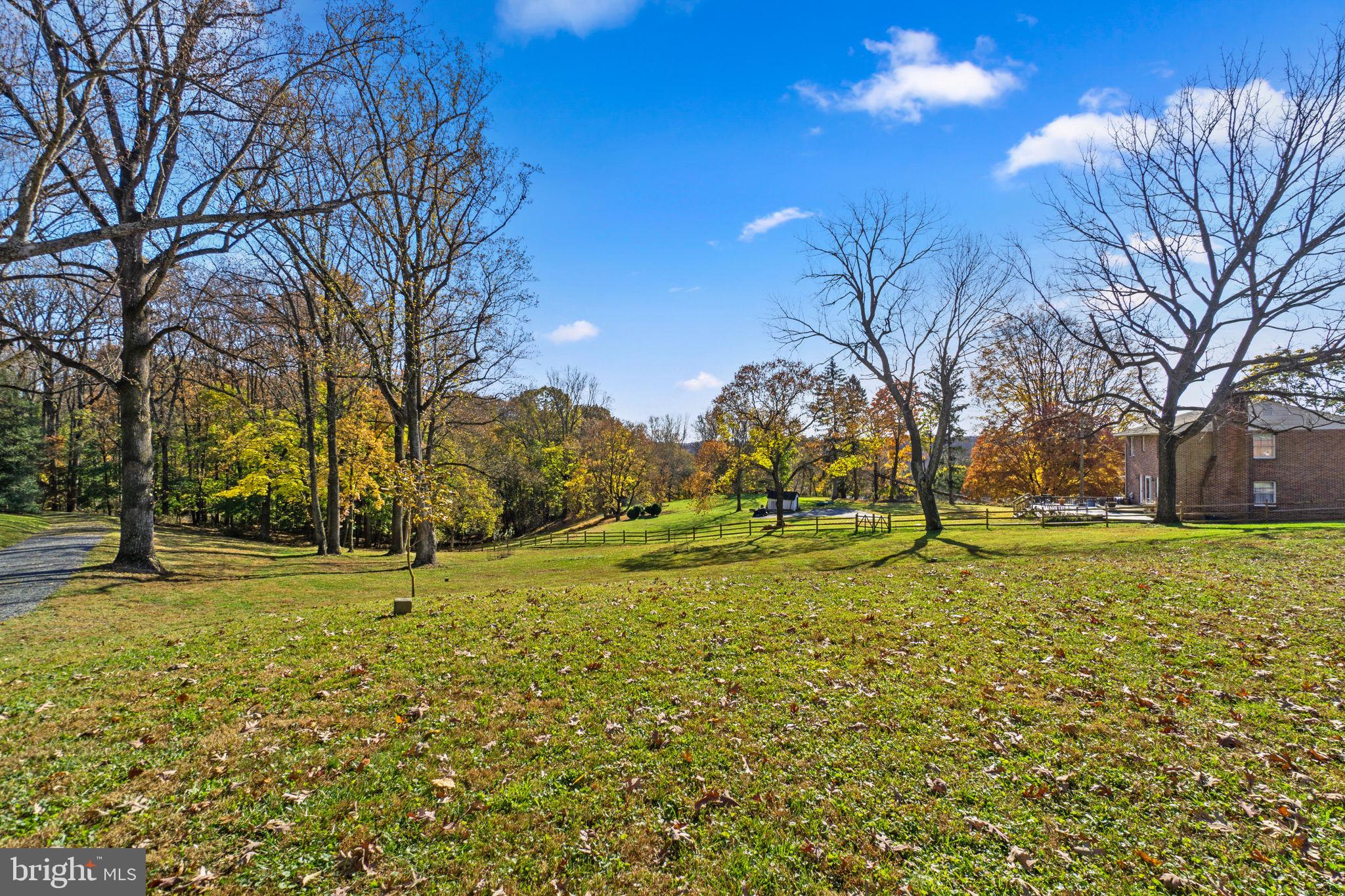 15423 & 15421 York ROAD