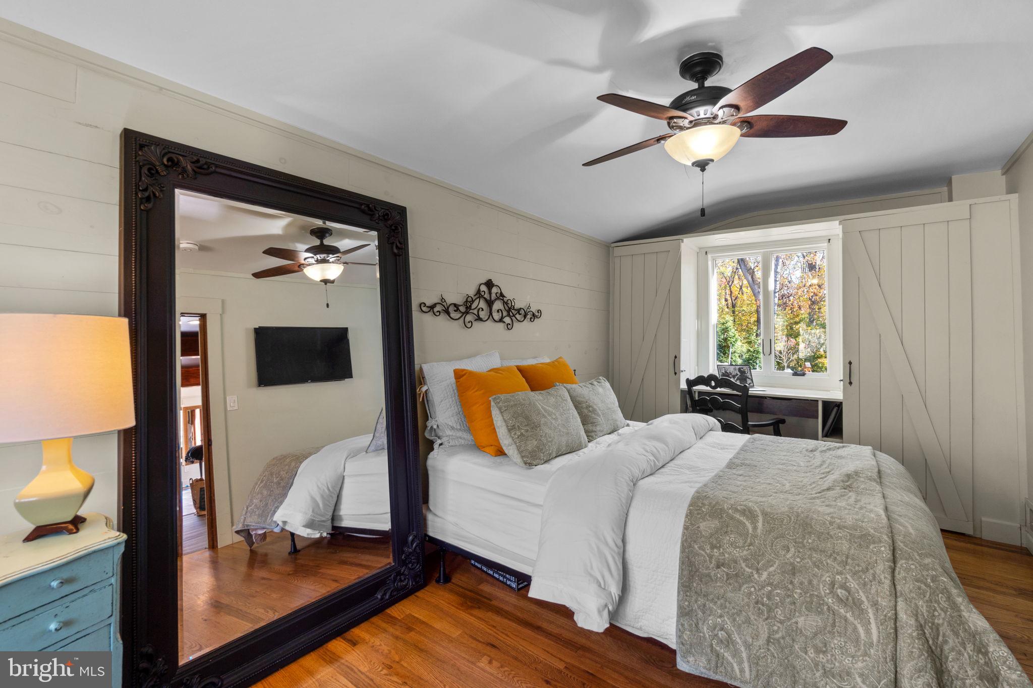 15423 & 15421 York ROAD