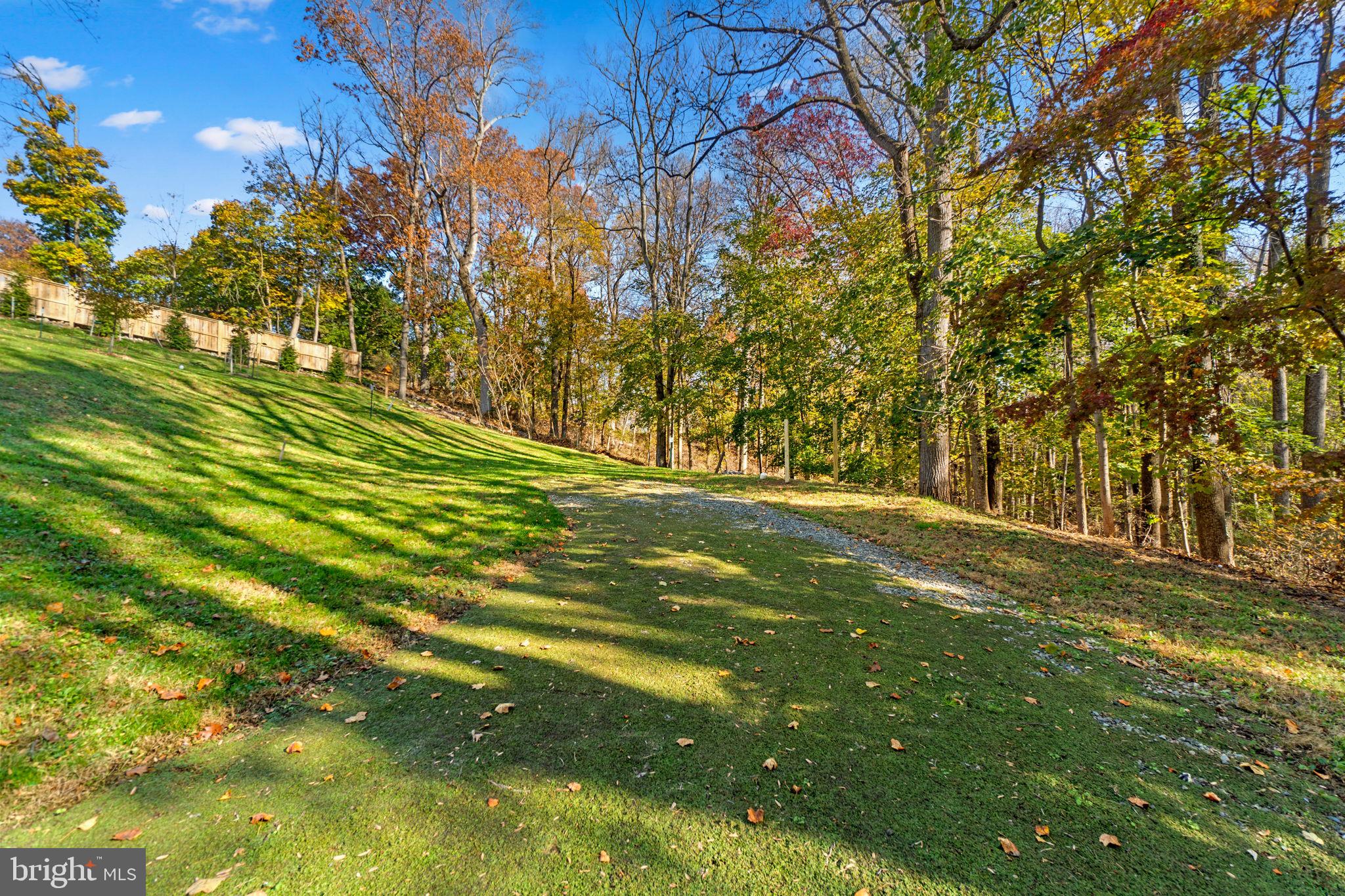 15423 & 15421 York ROAD