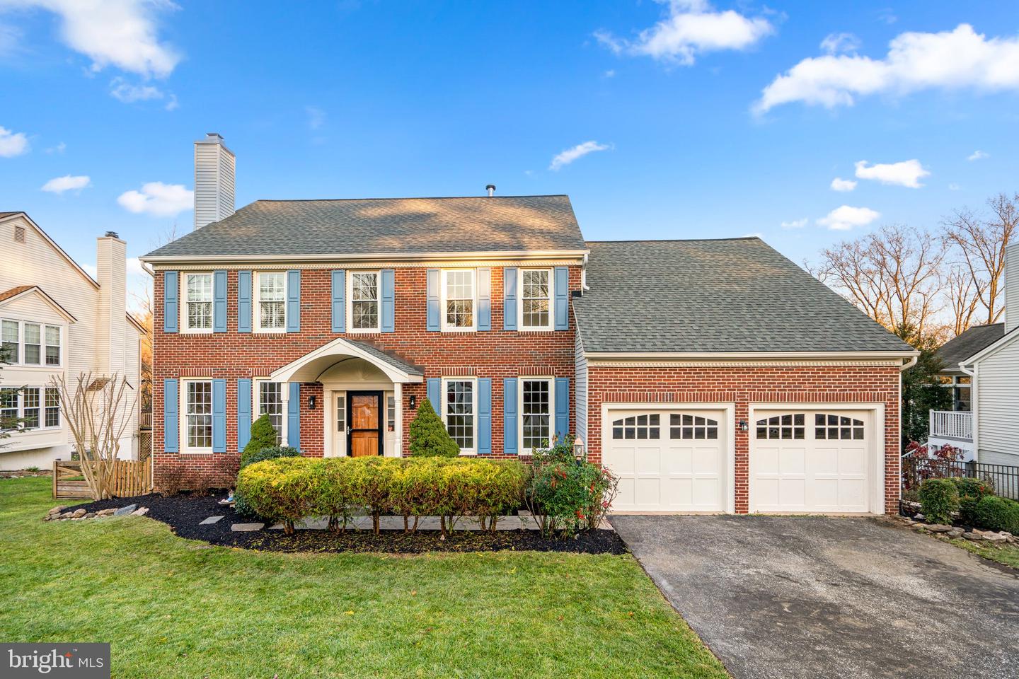 5907 Foxhall Manor DRIVE