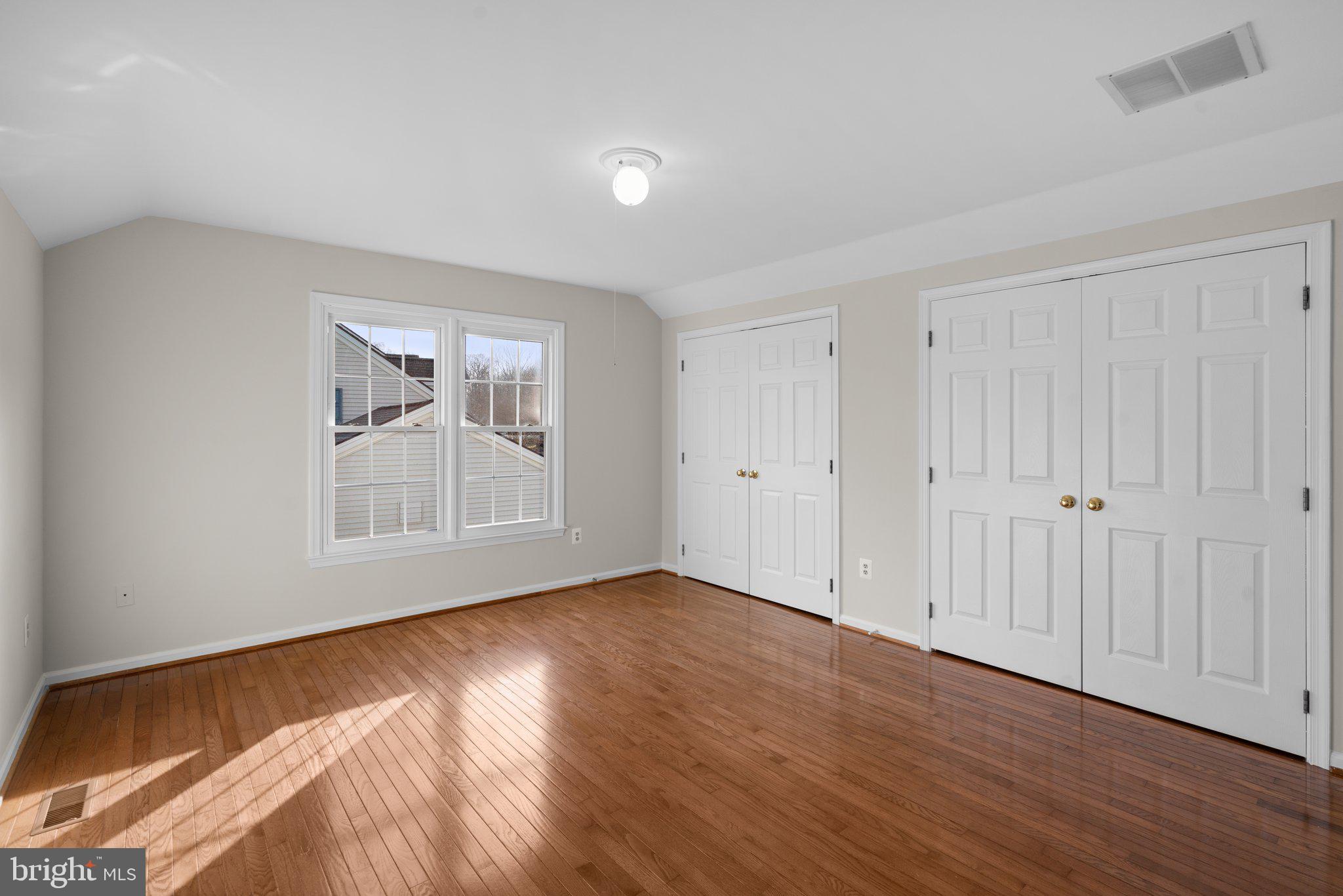 5907 Foxhall Manor DRIVE