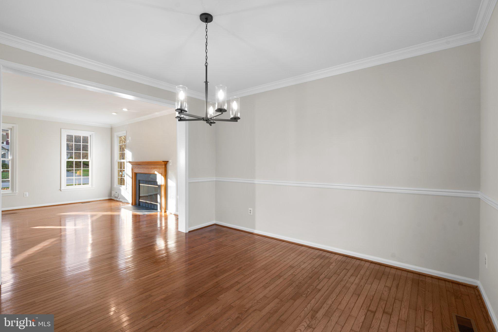 5907 Foxhall Manor DRIVE