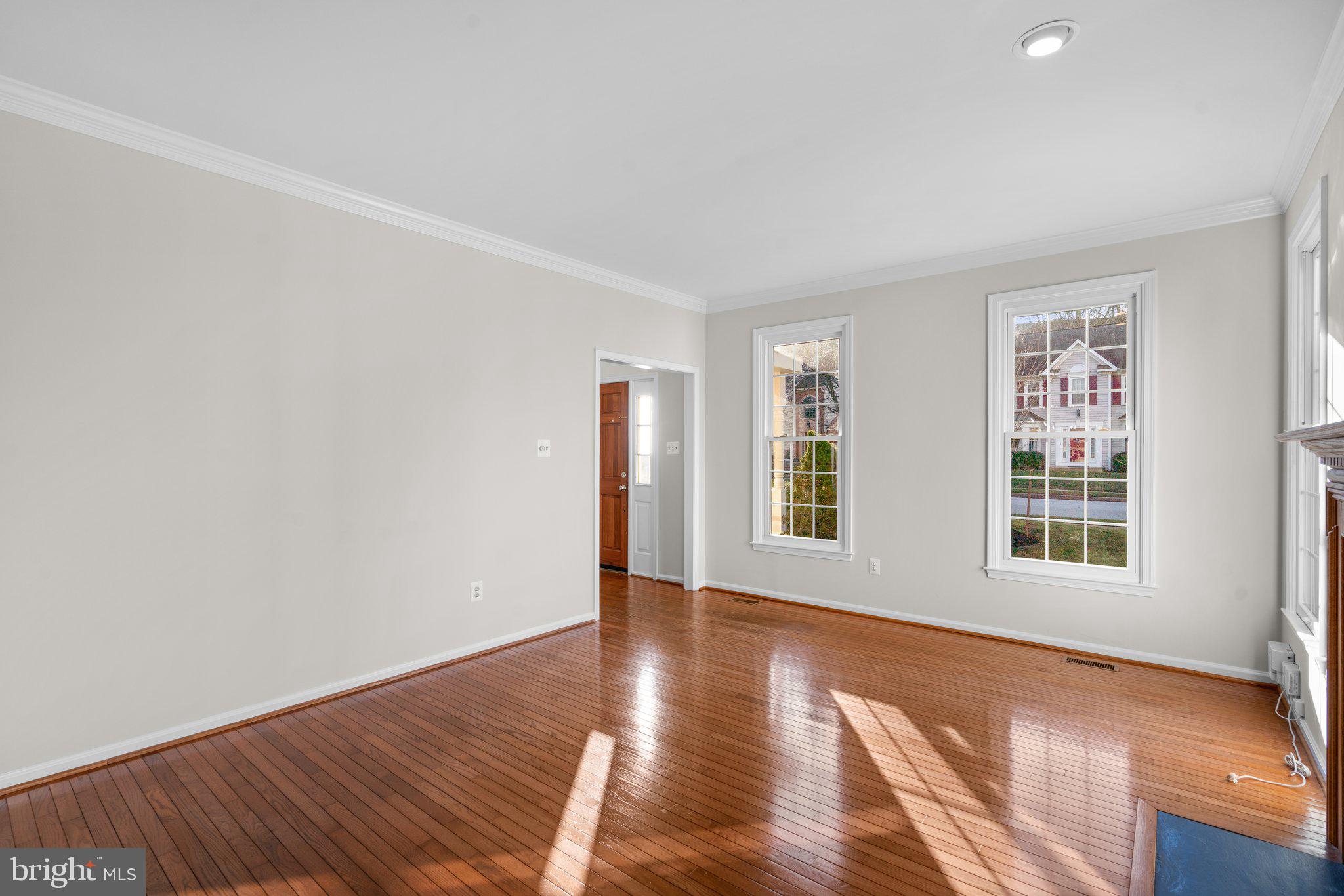 5907 Foxhall Manor DRIVE