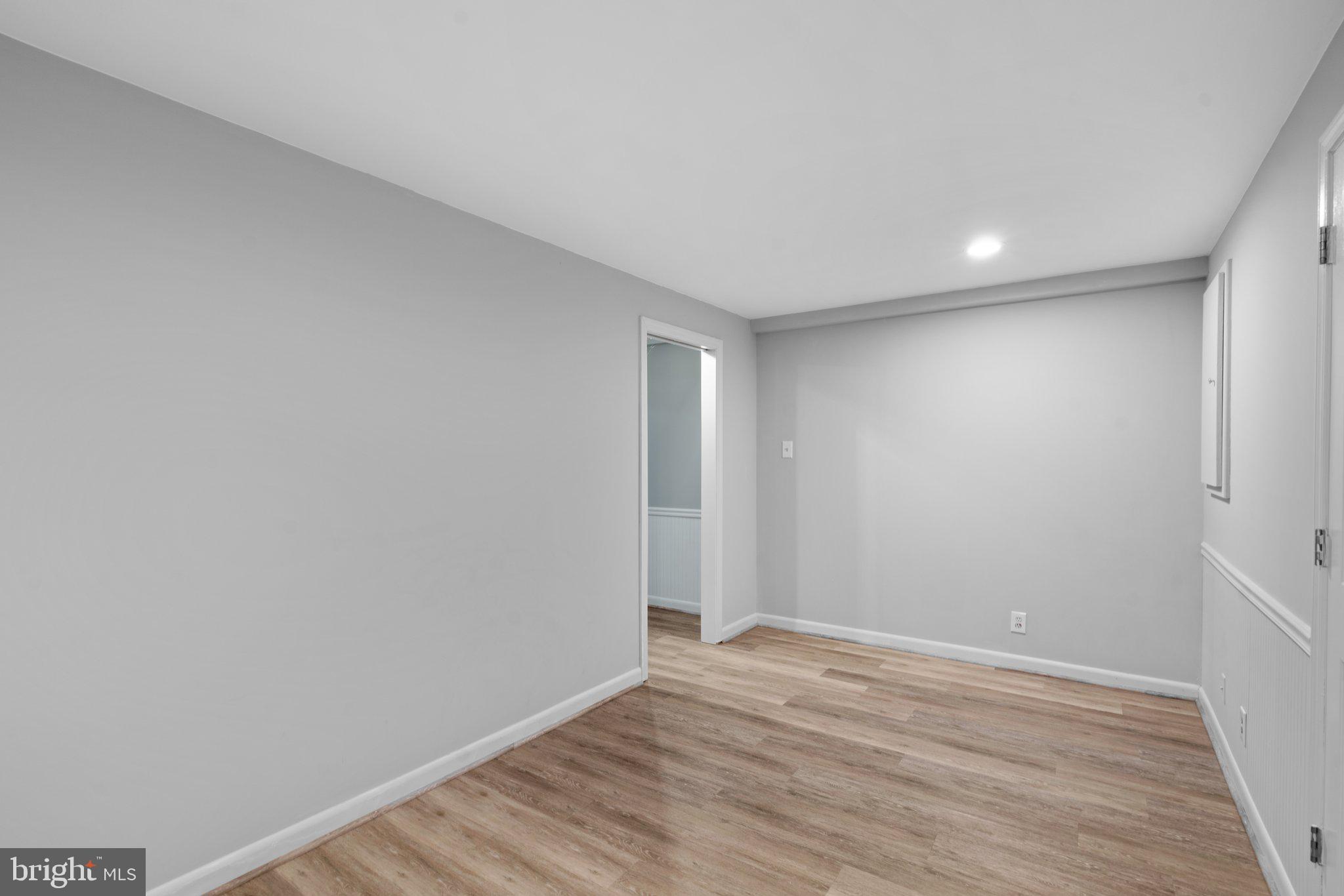 5907 Foxhall Manor DRIVE