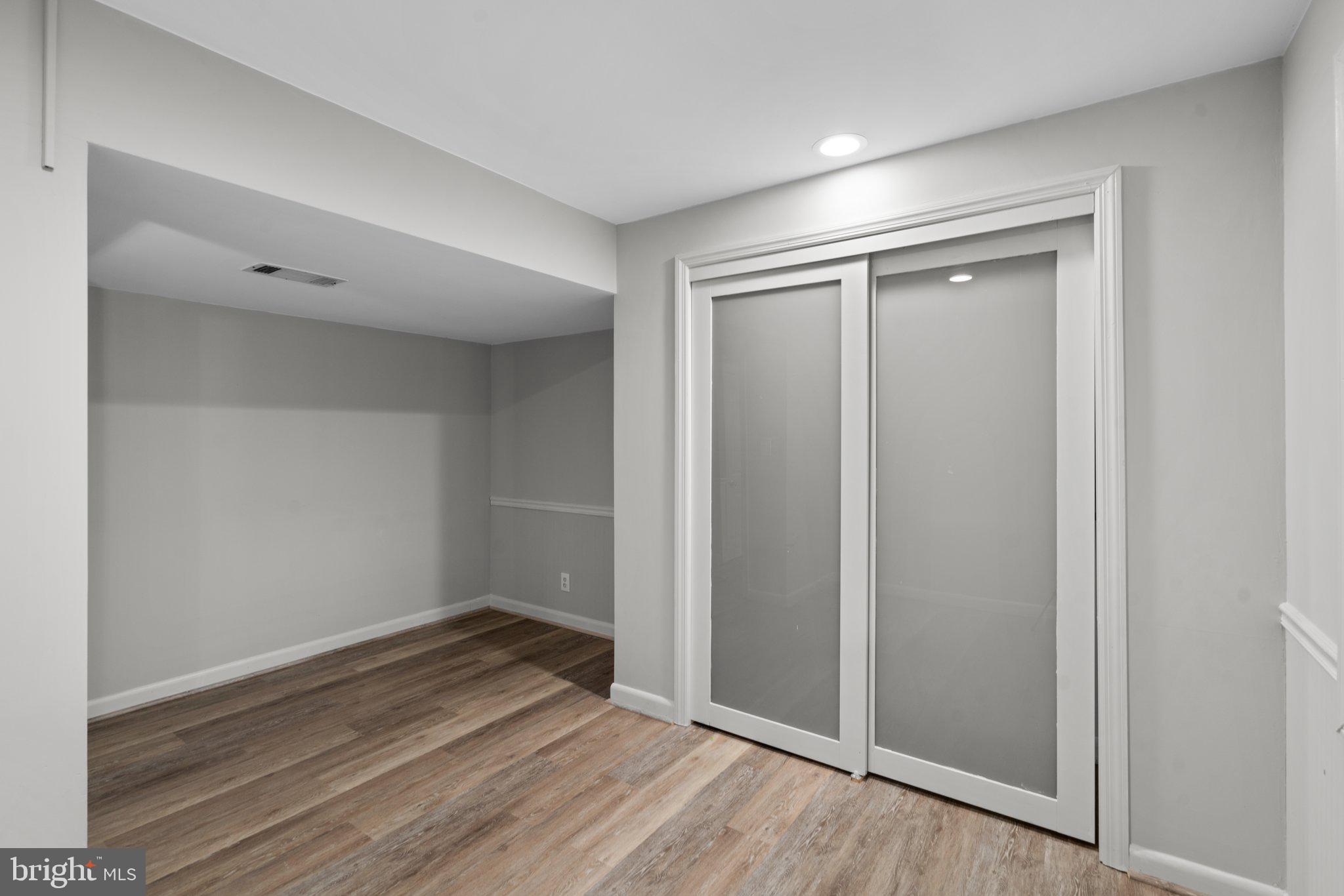 5907 Foxhall Manor DRIVE