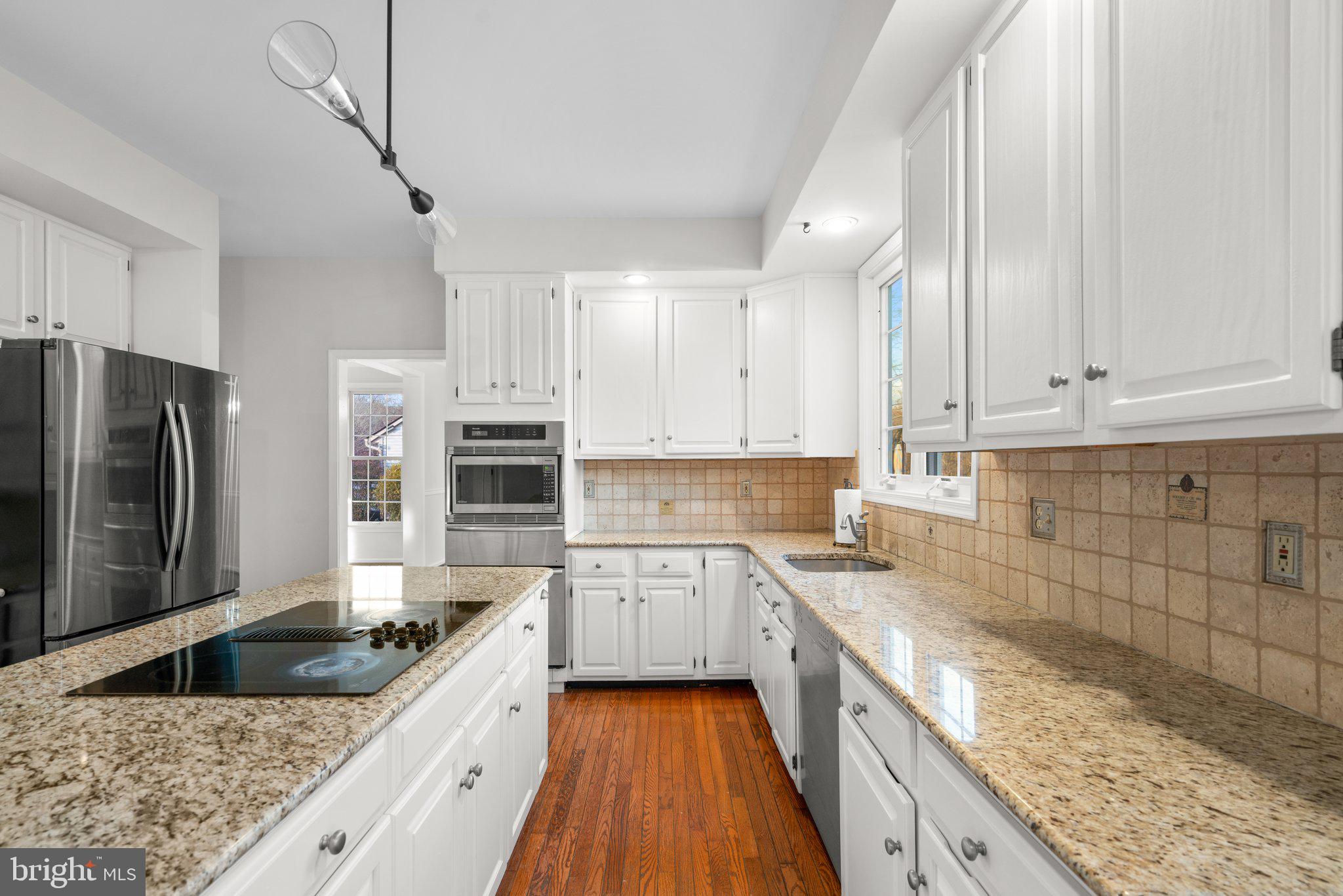 5907 Foxhall Manor DRIVE