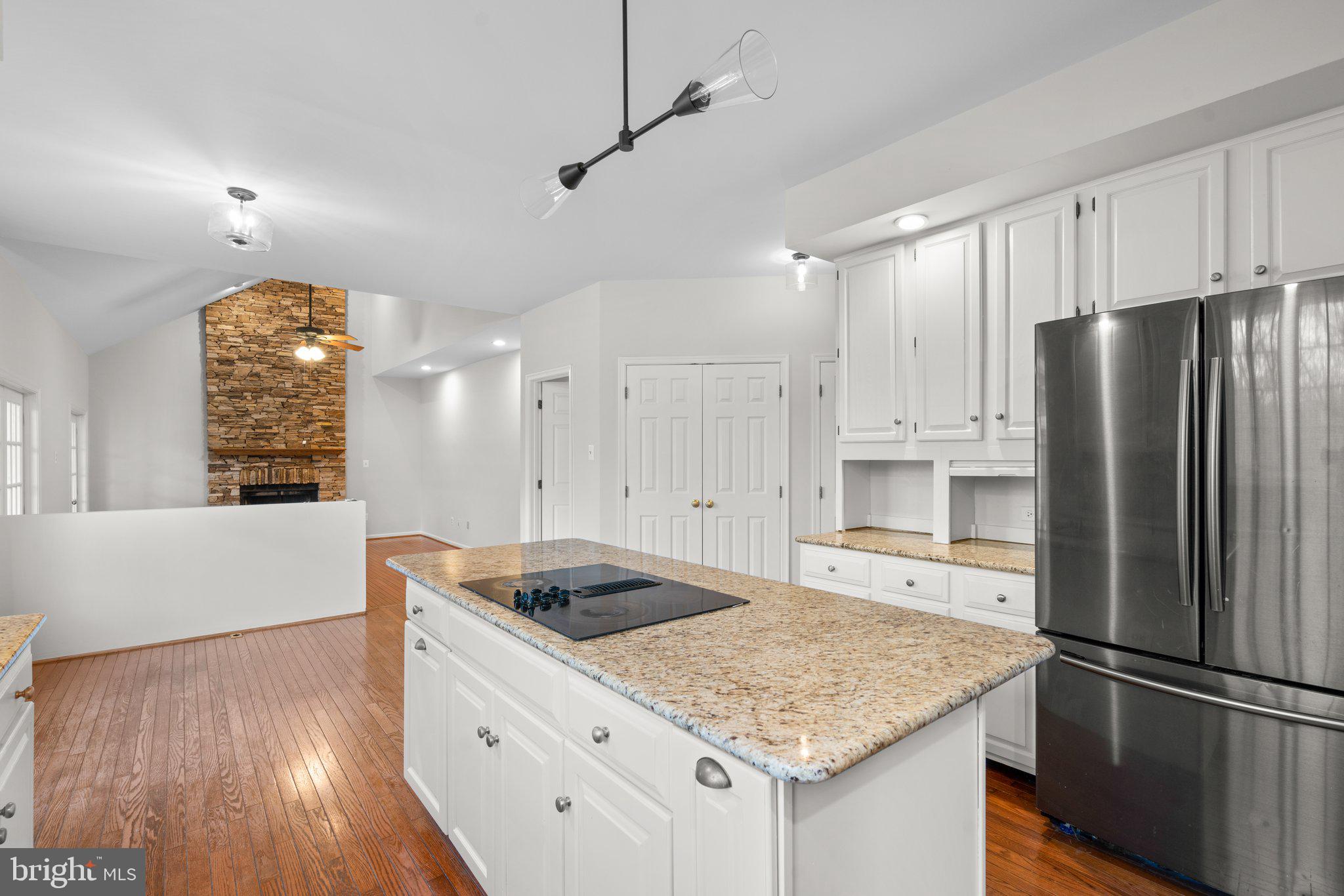 5907 Foxhall Manor DRIVE