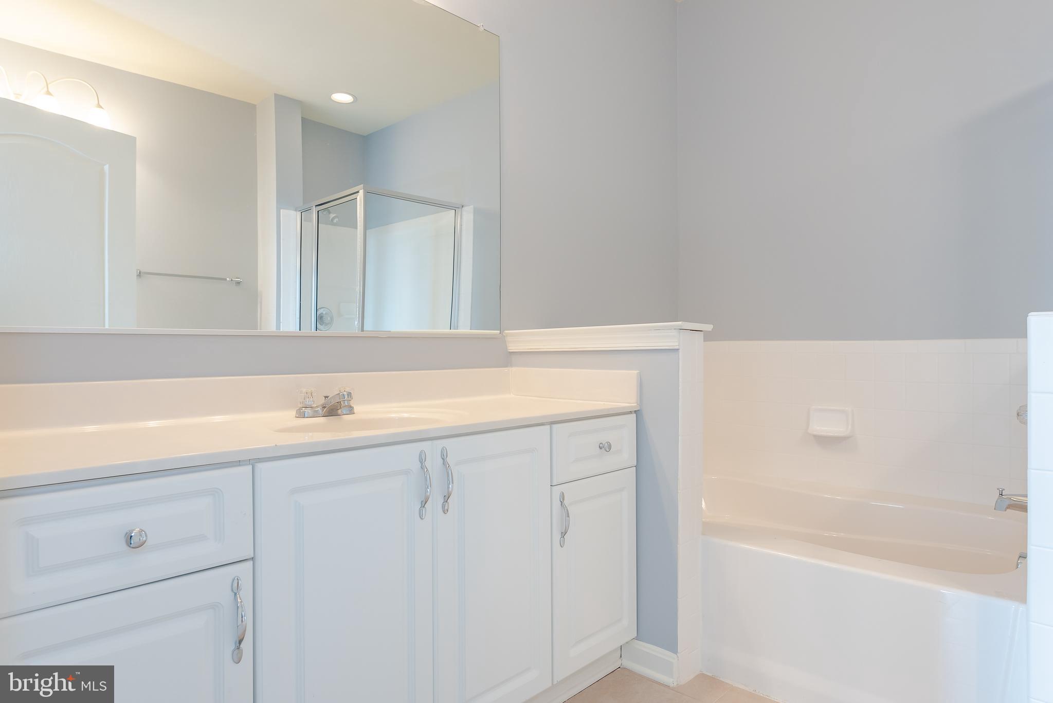 400 Symphony CIRCLE Unit: 236E