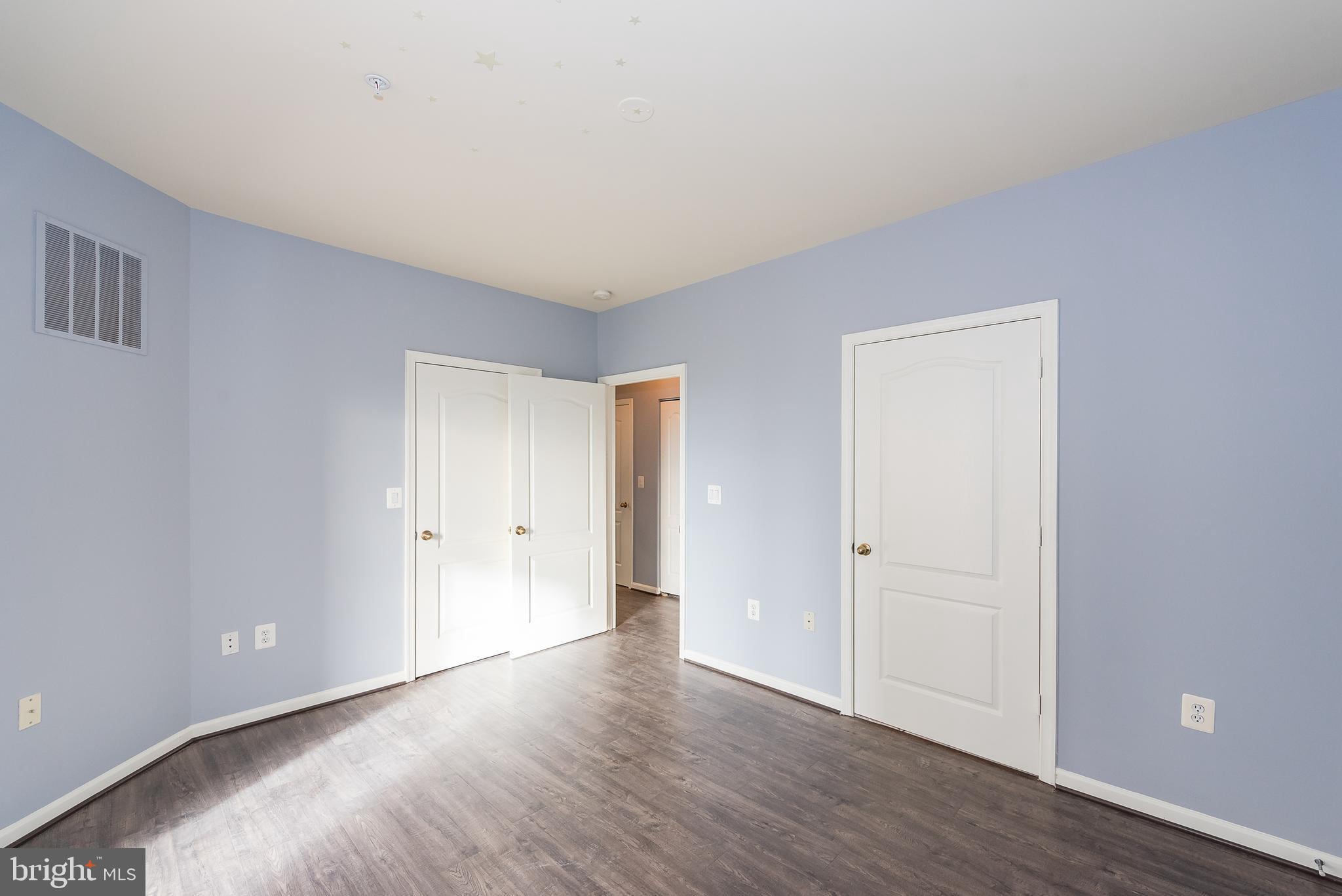 400 Symphony CIRCLE Unit: 236E