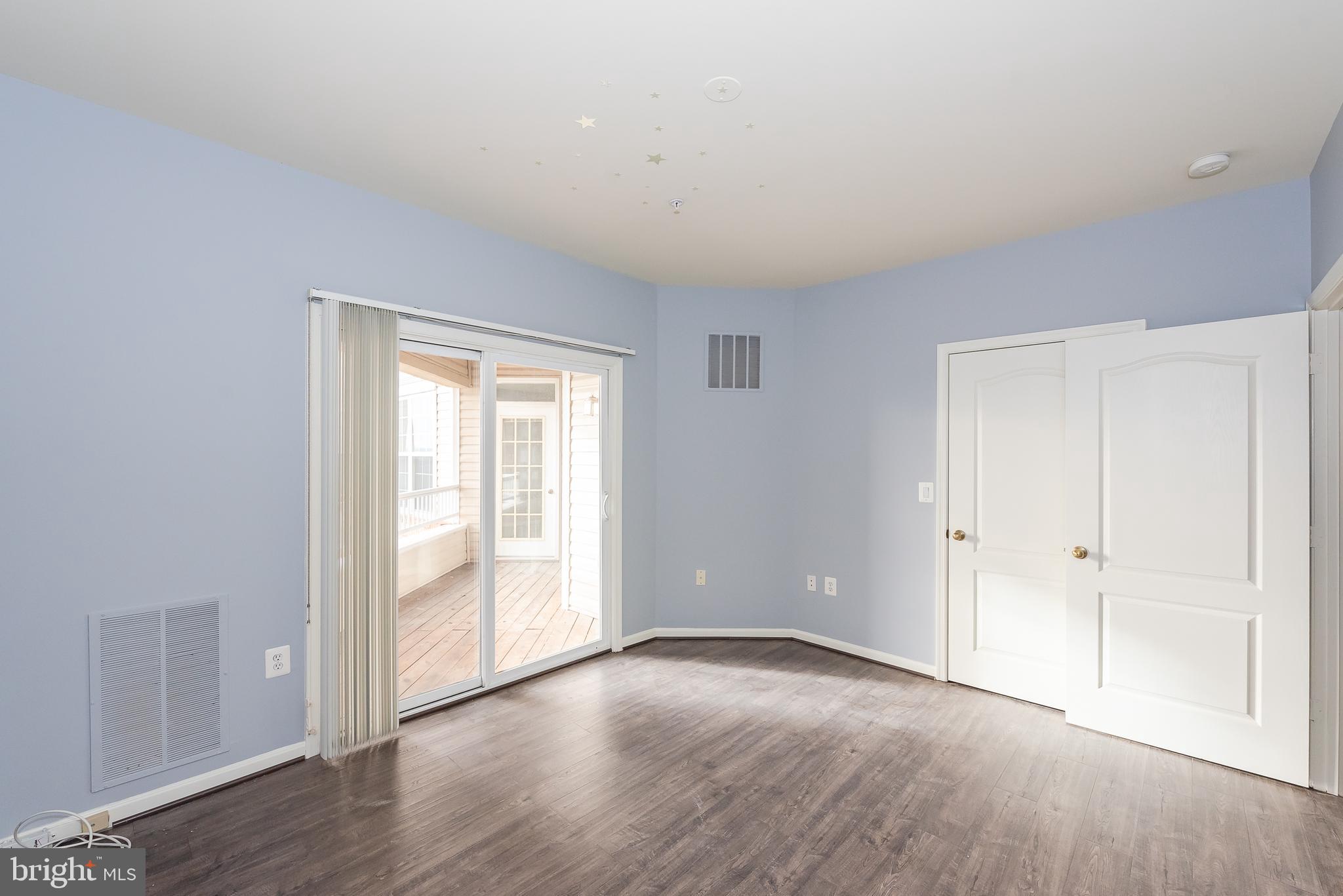 400 Symphony CIRCLE Unit: 236E