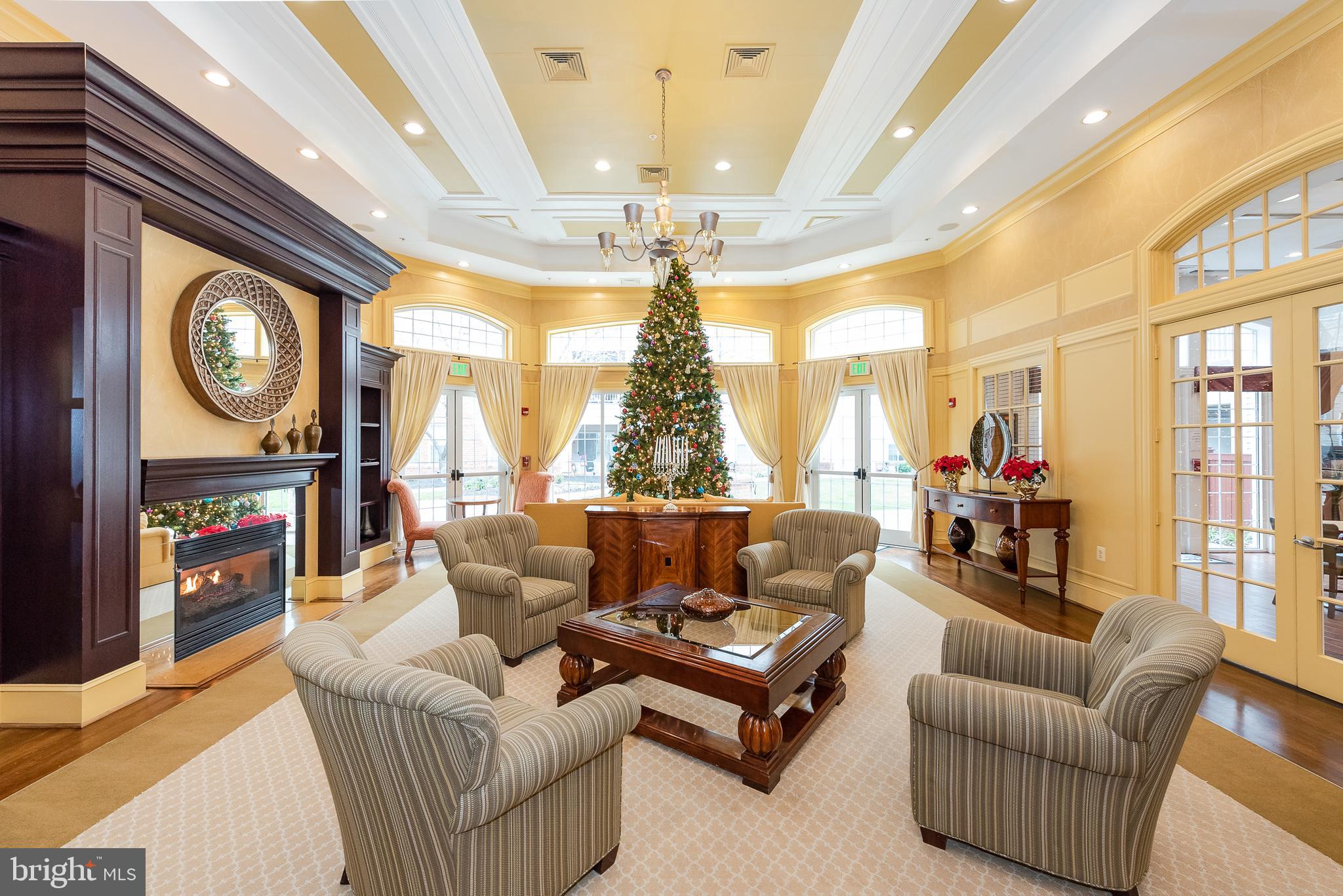 400 Symphony CIRCLE Unit: 236E