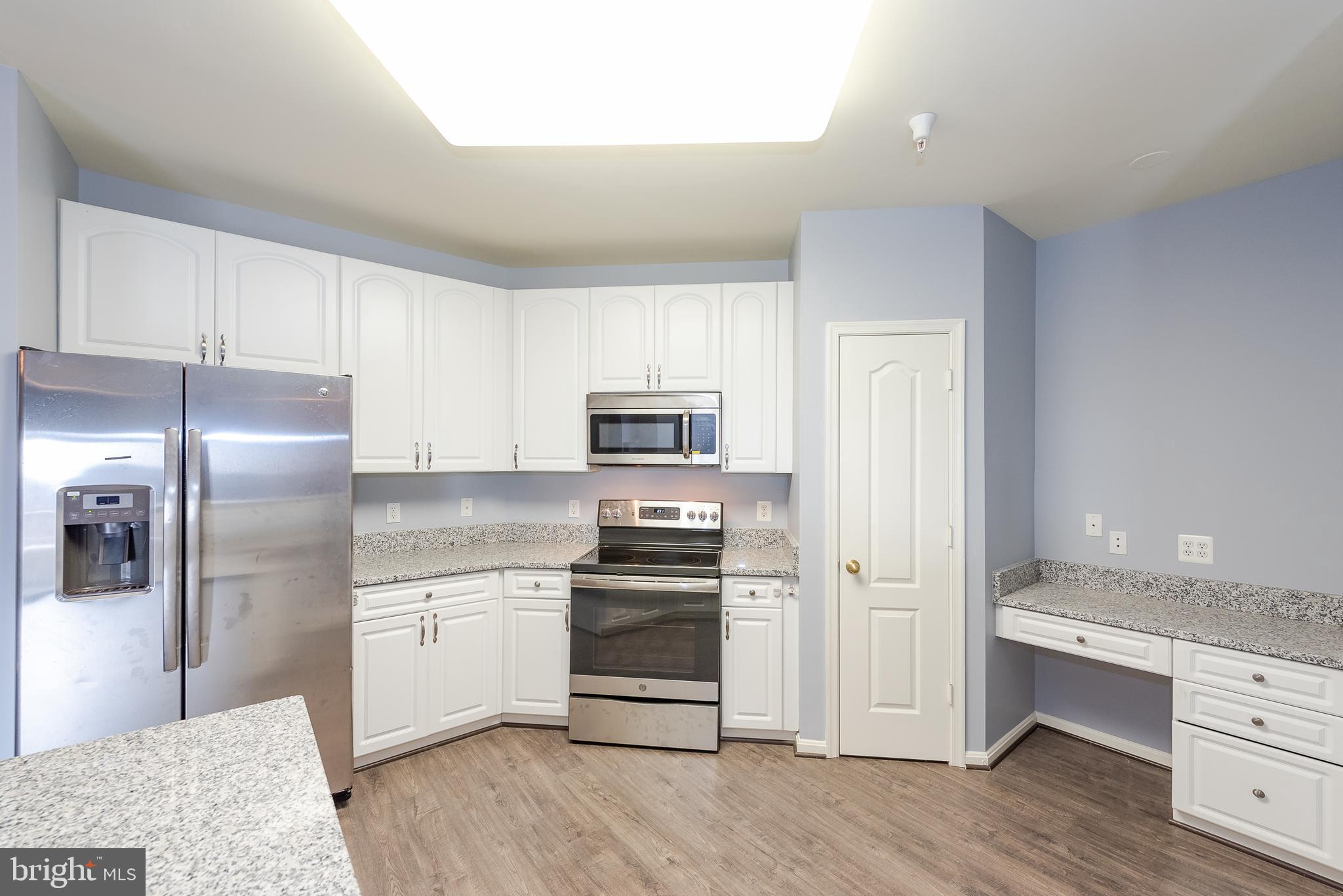 400 Symphony CIRCLE Unit: 236E