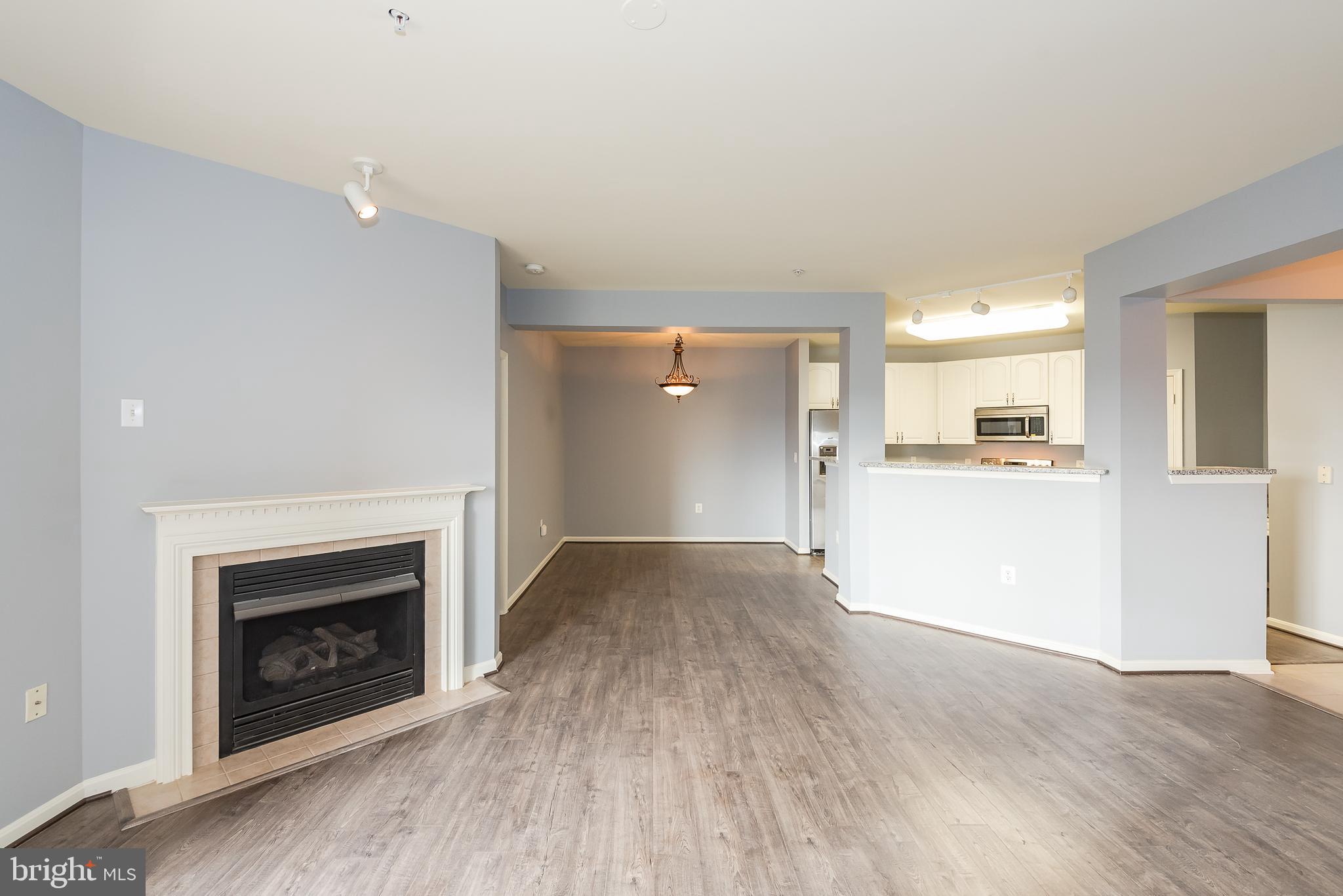 400 Symphony CIRCLE Unit: 236E