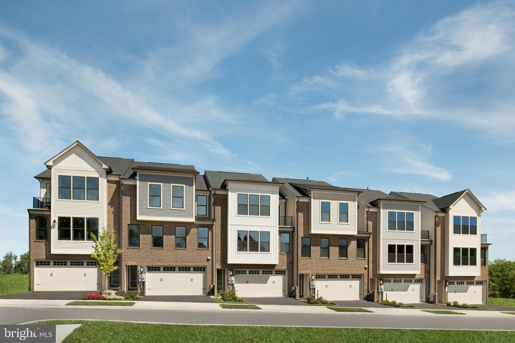 219 Hickory Hollow COURT