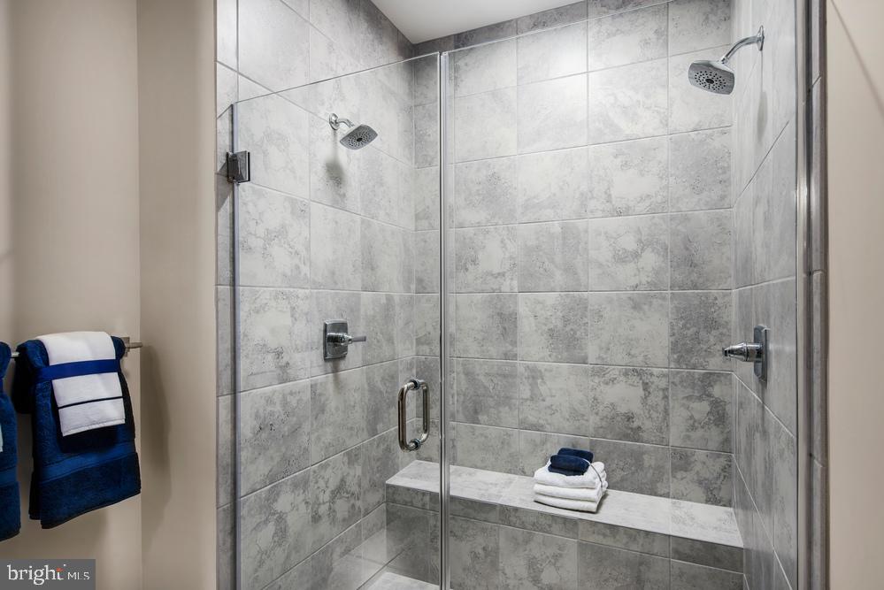 10835 Beckenham STREET