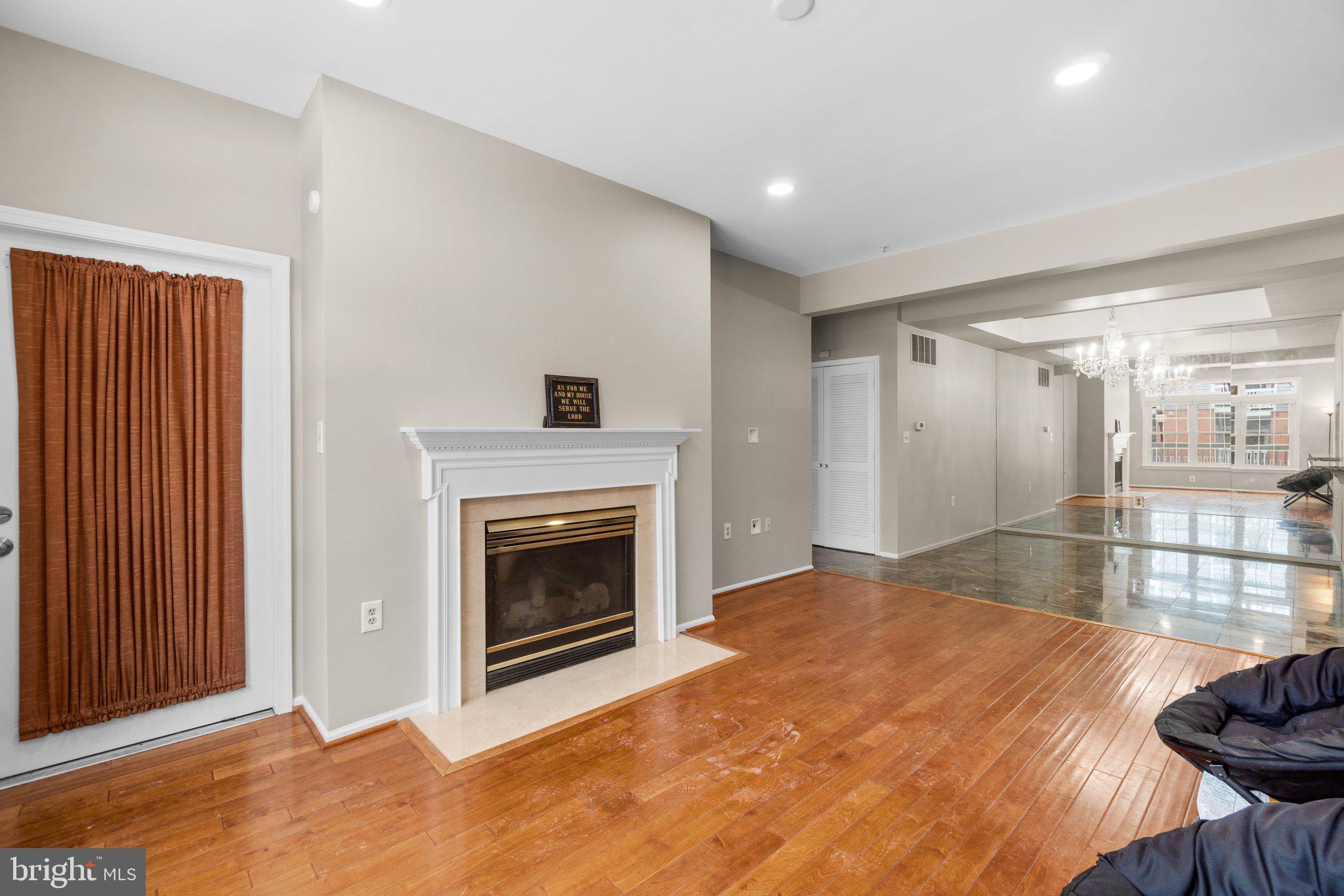 9404 Groffs Mill DRIVE Unit: 9404