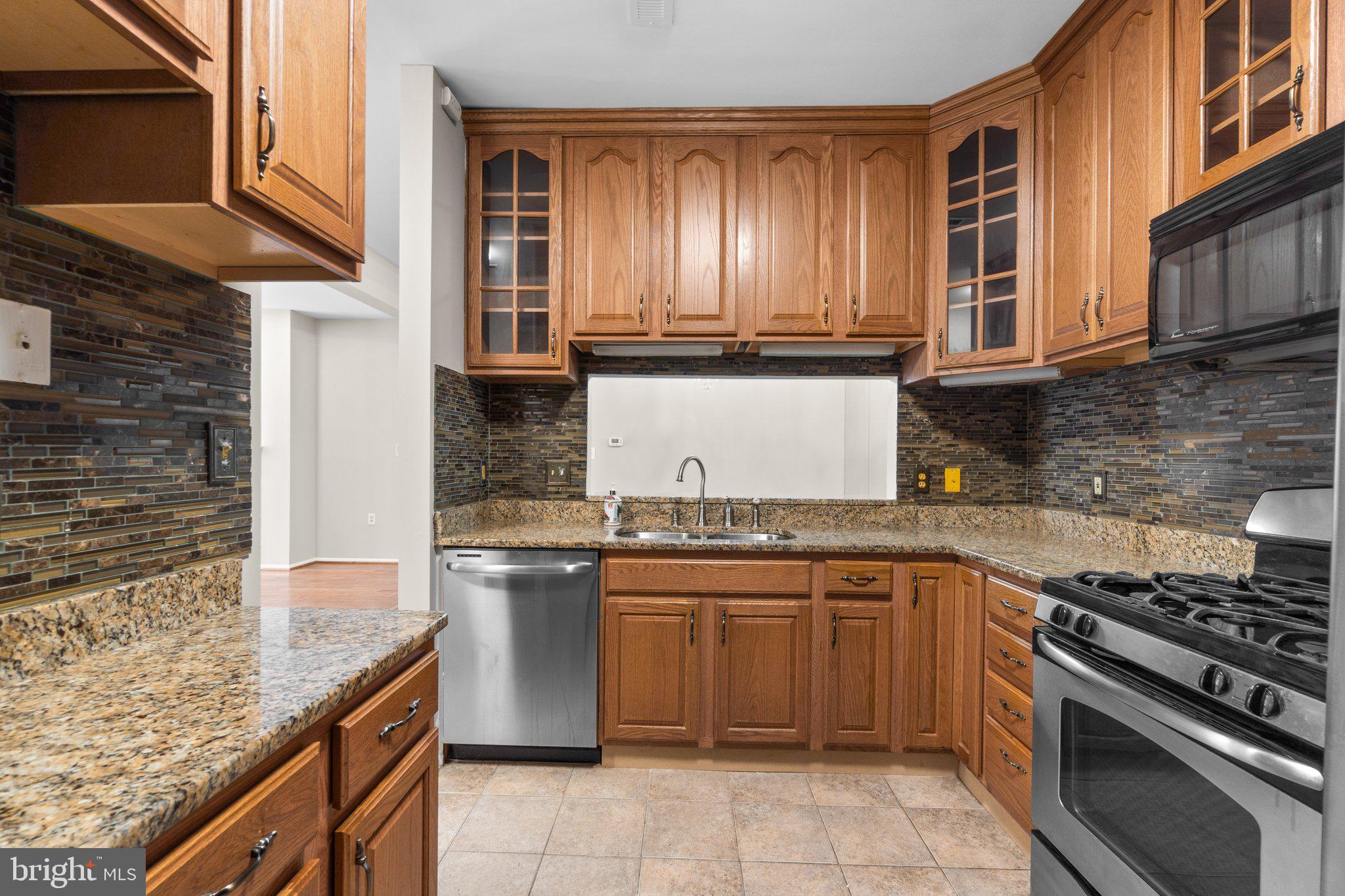 9404 Groffs Mill DRIVE Unit: 9404