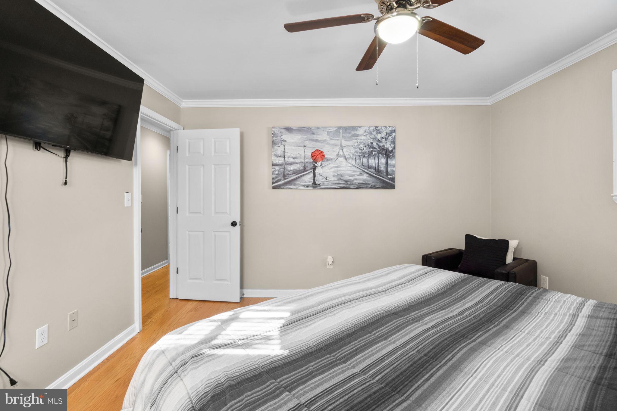 8810 Meadow Heights Road