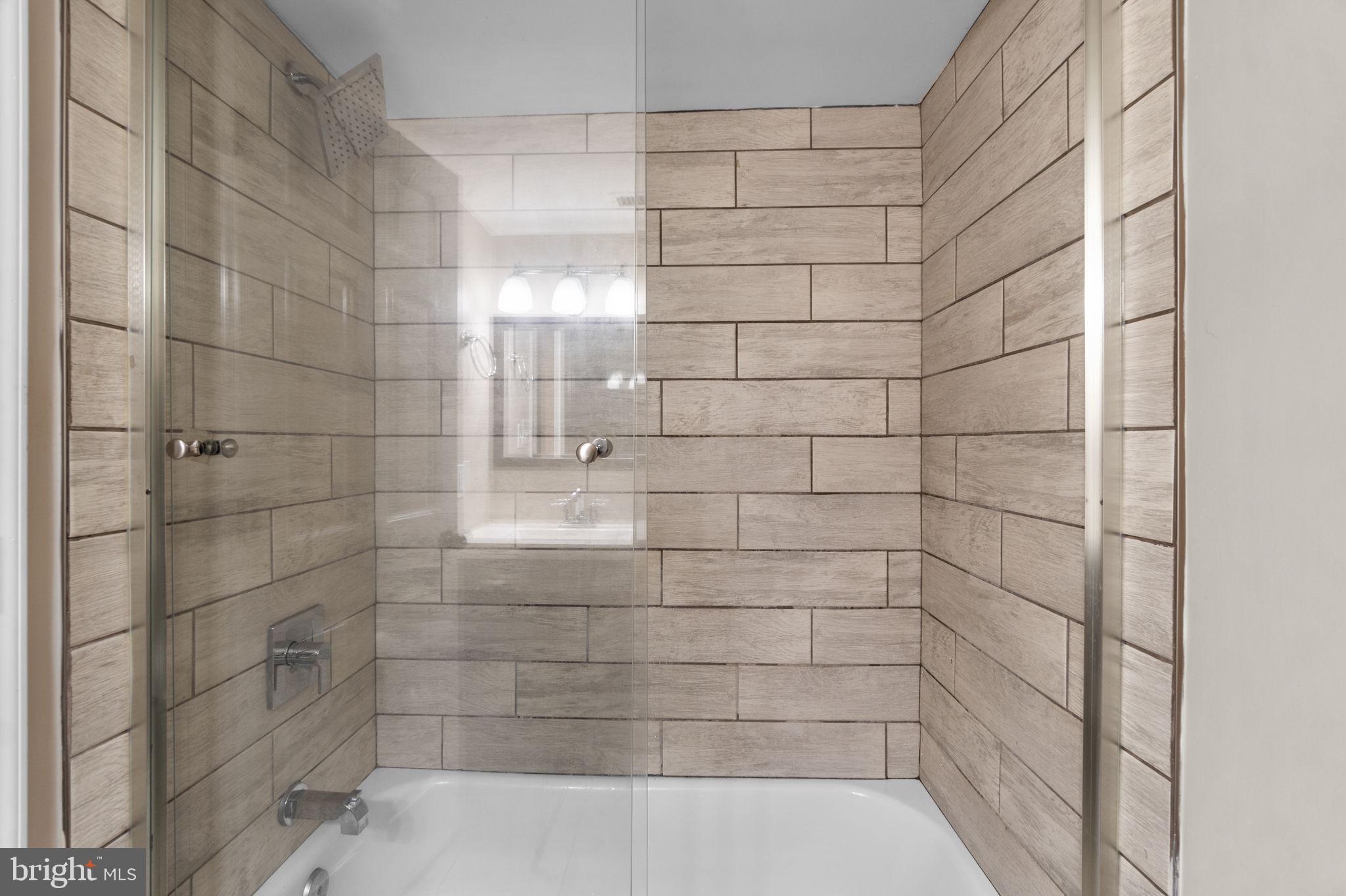 8810 Meadow Heights Road