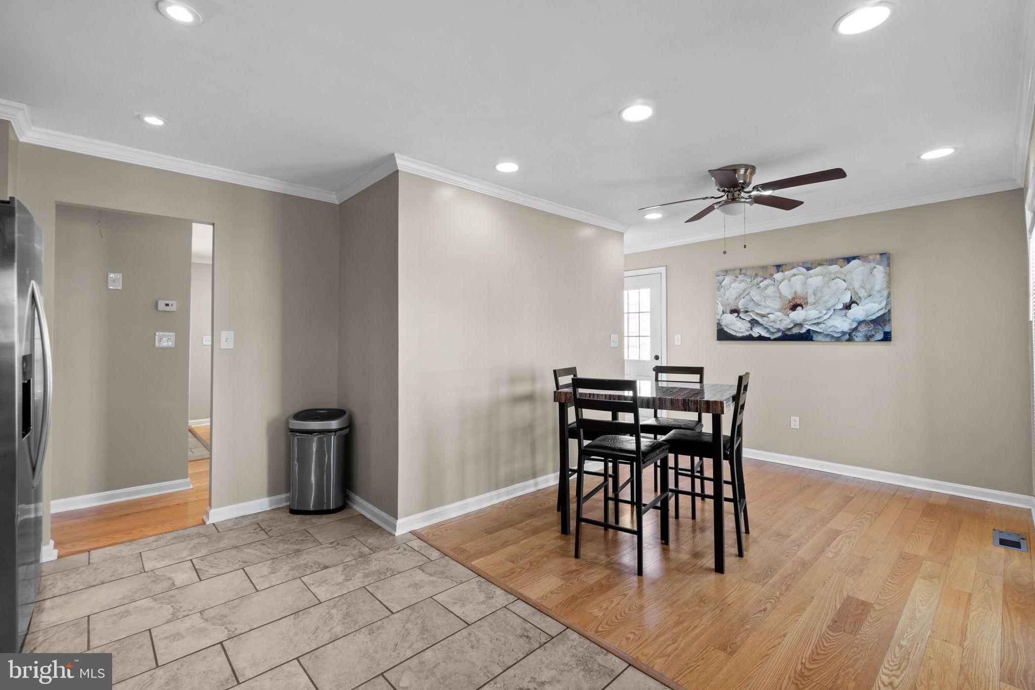 8810 Meadow Heights Road