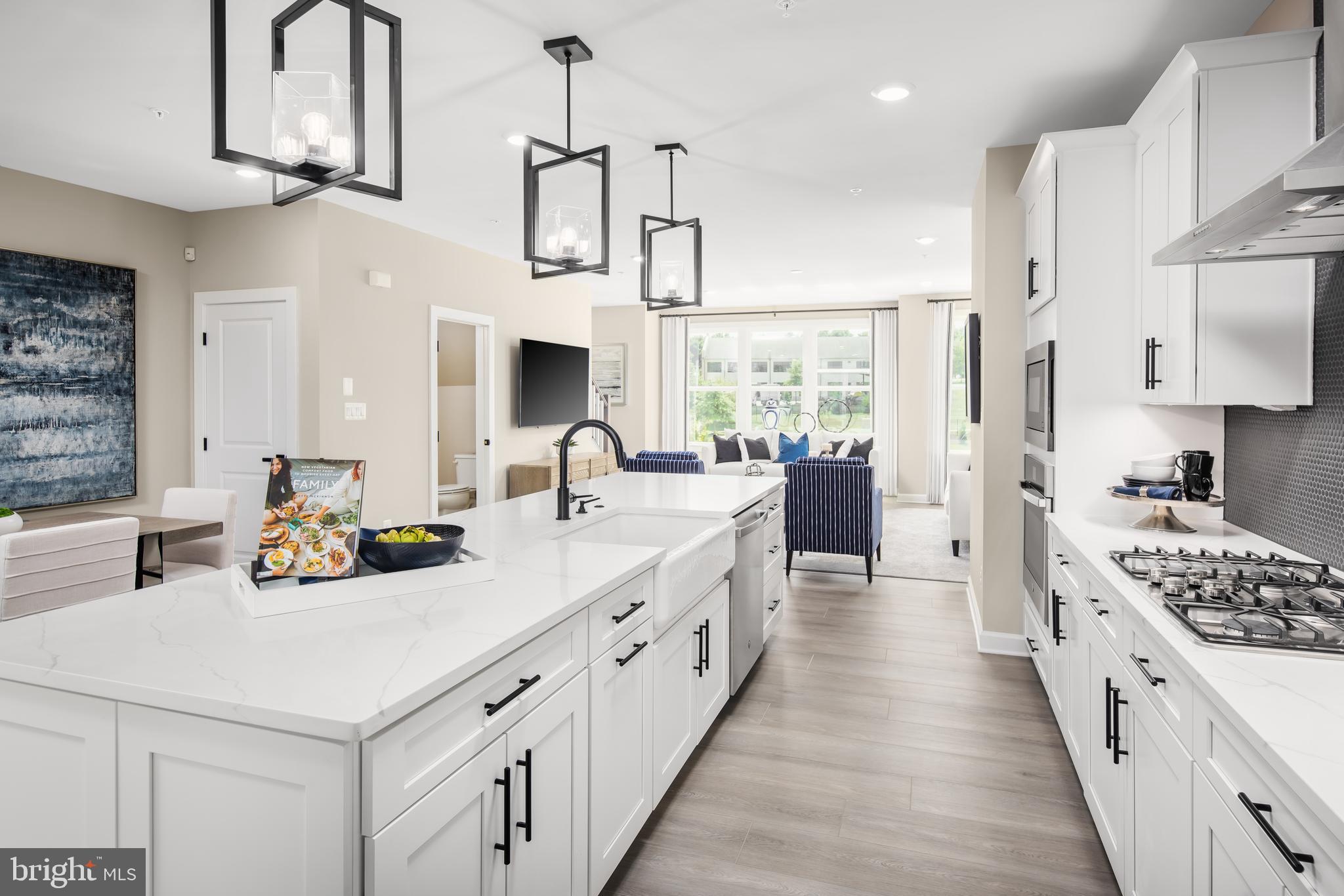 13808 Hunt Valley Ct