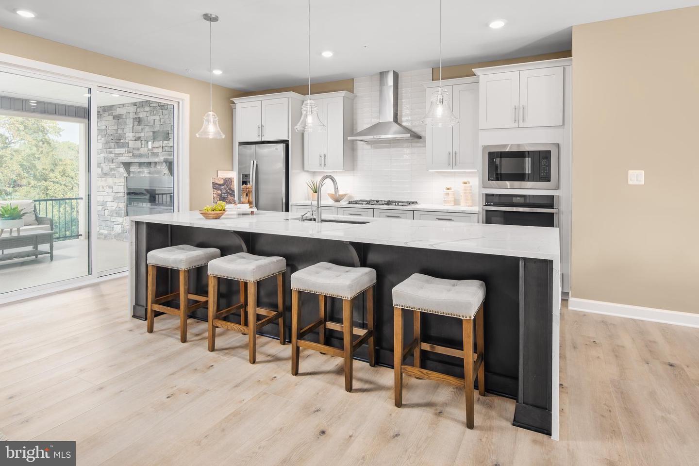 13837 Hunt Valley Ct
