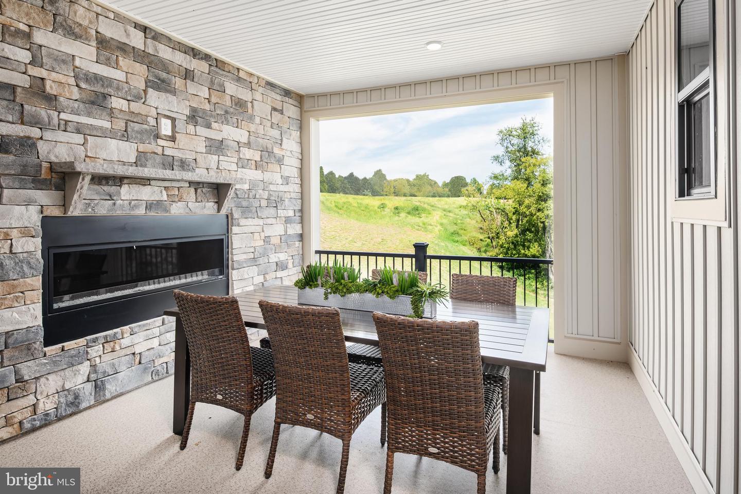 13852 Hunt Valley Ct