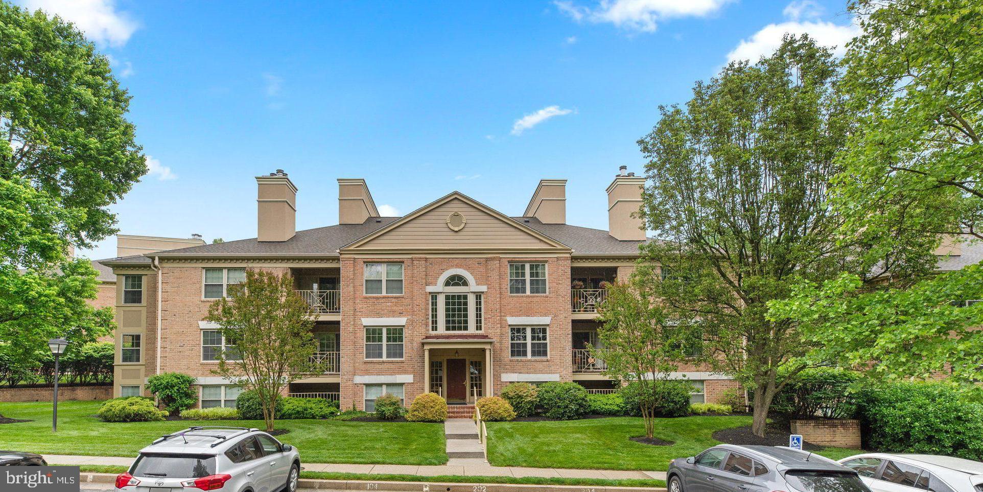 4 Rainflower Path #201