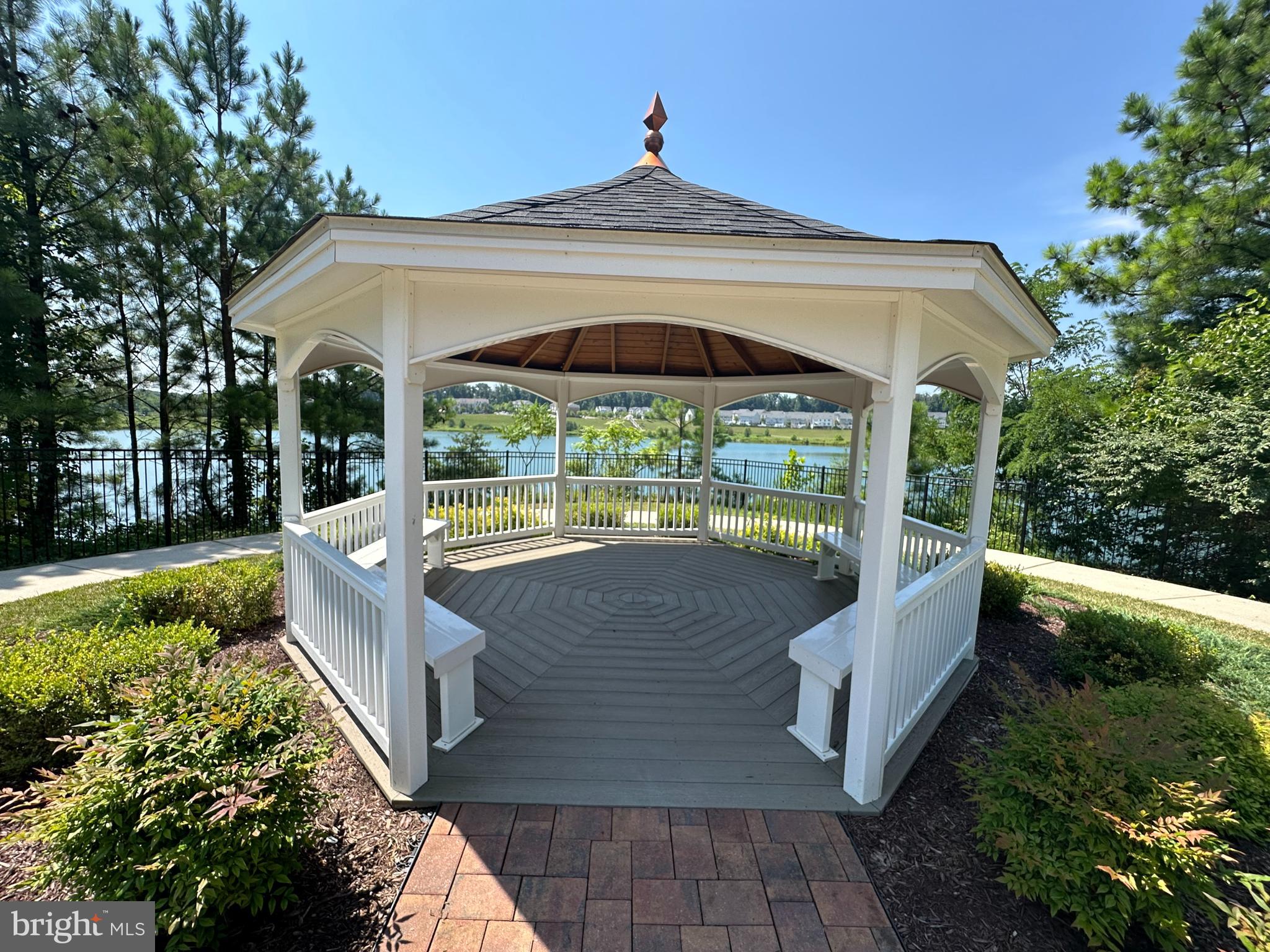 605 Quarry View Ct #202