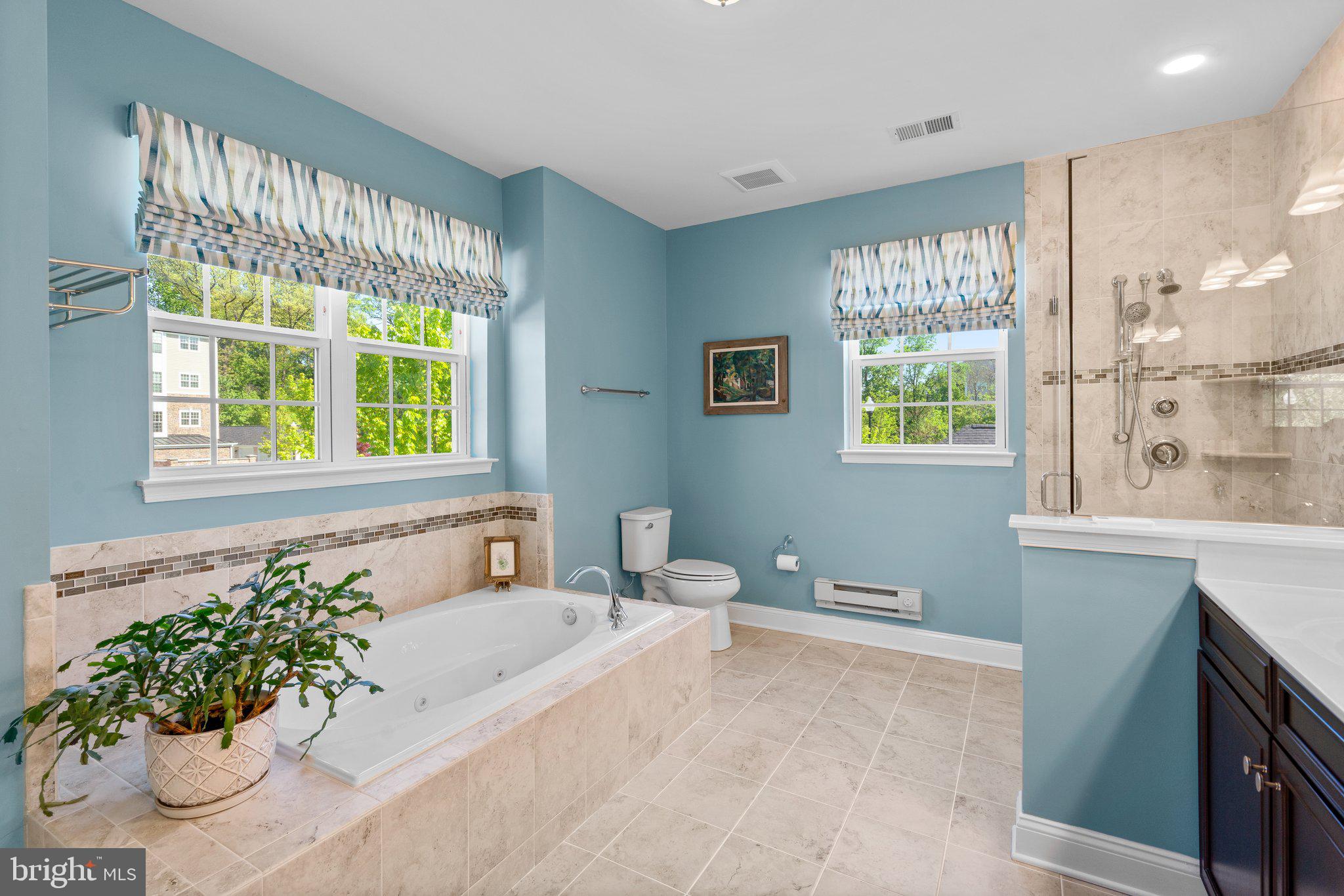 605 Quarry View Ct #202