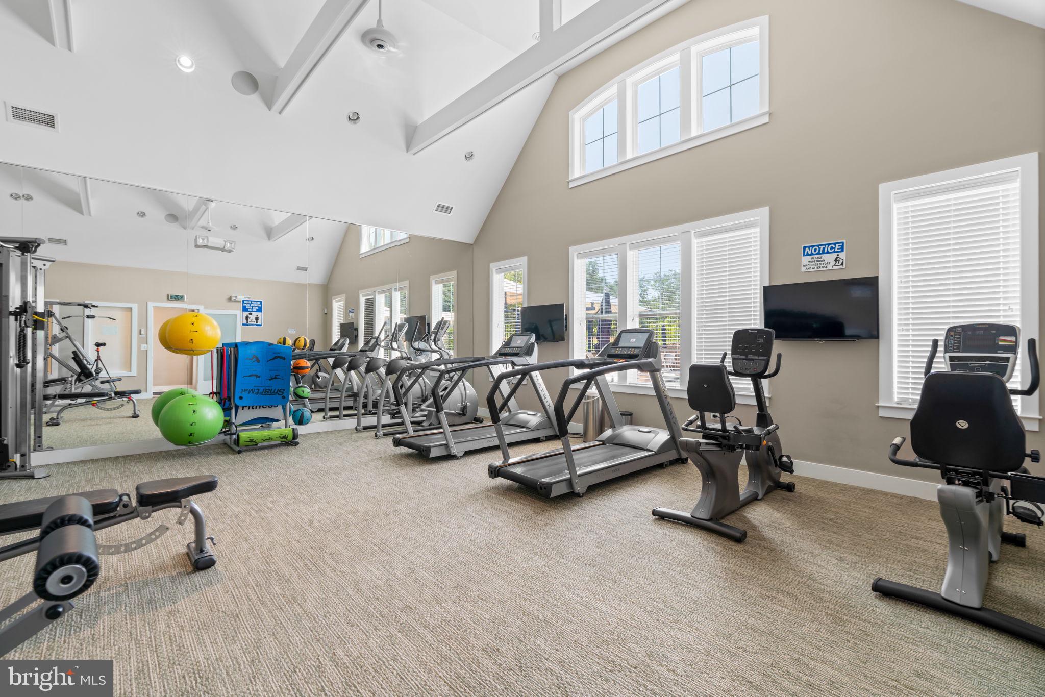 605 Quarry View Ct #202