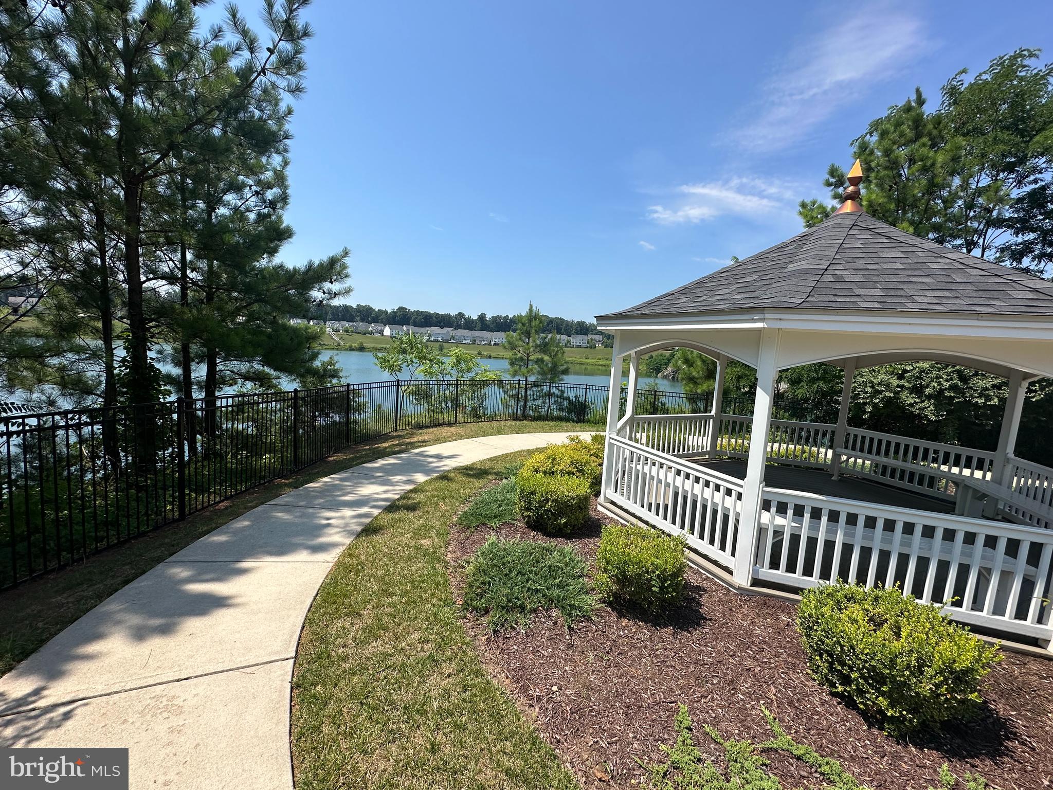 605 Quarry View Ct #202