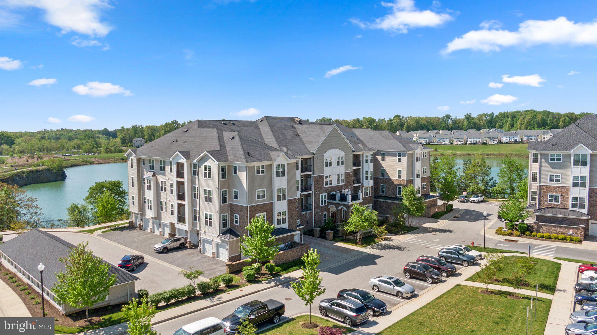 605 Quarry View Ct #202