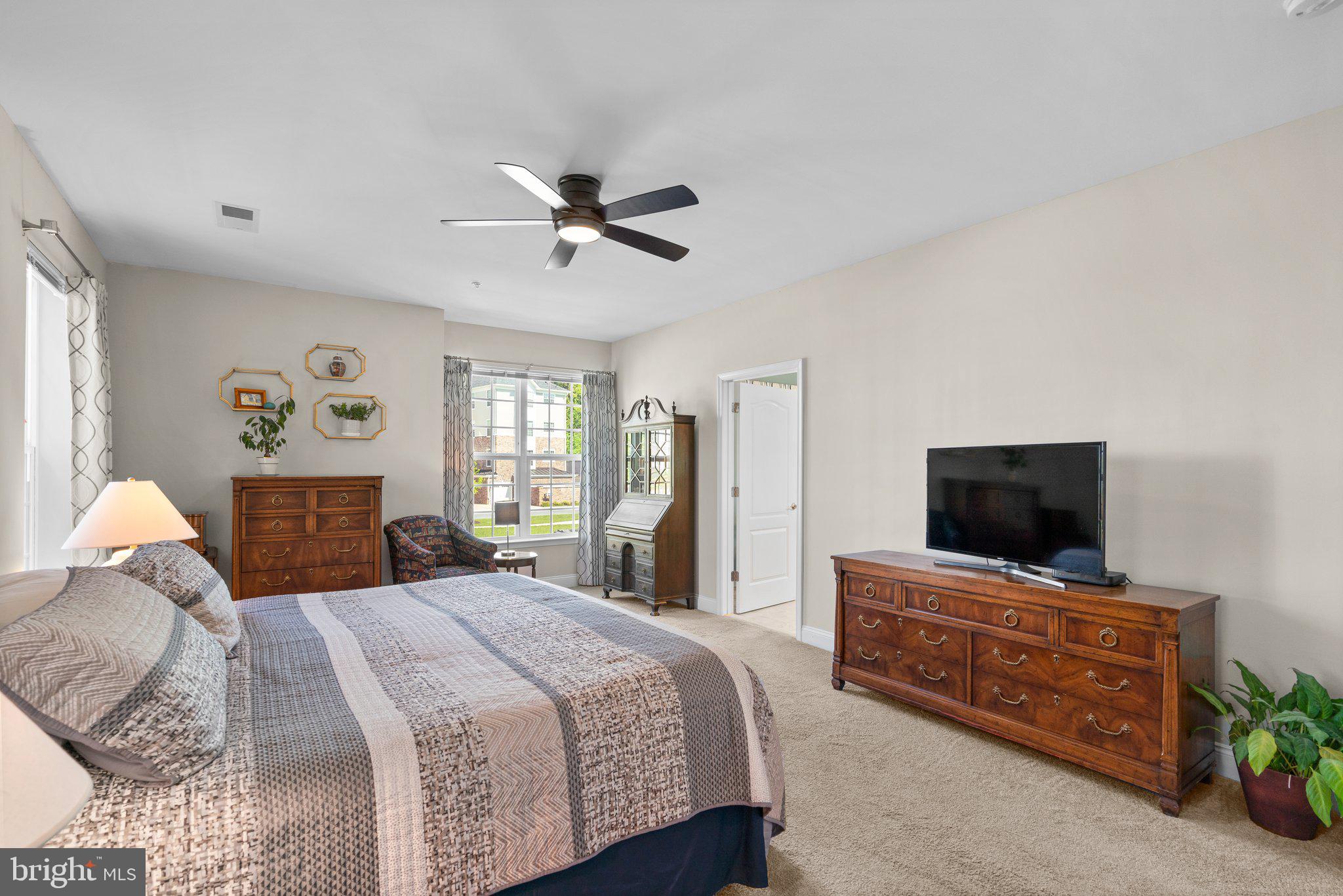 605 Quarry View Ct #202