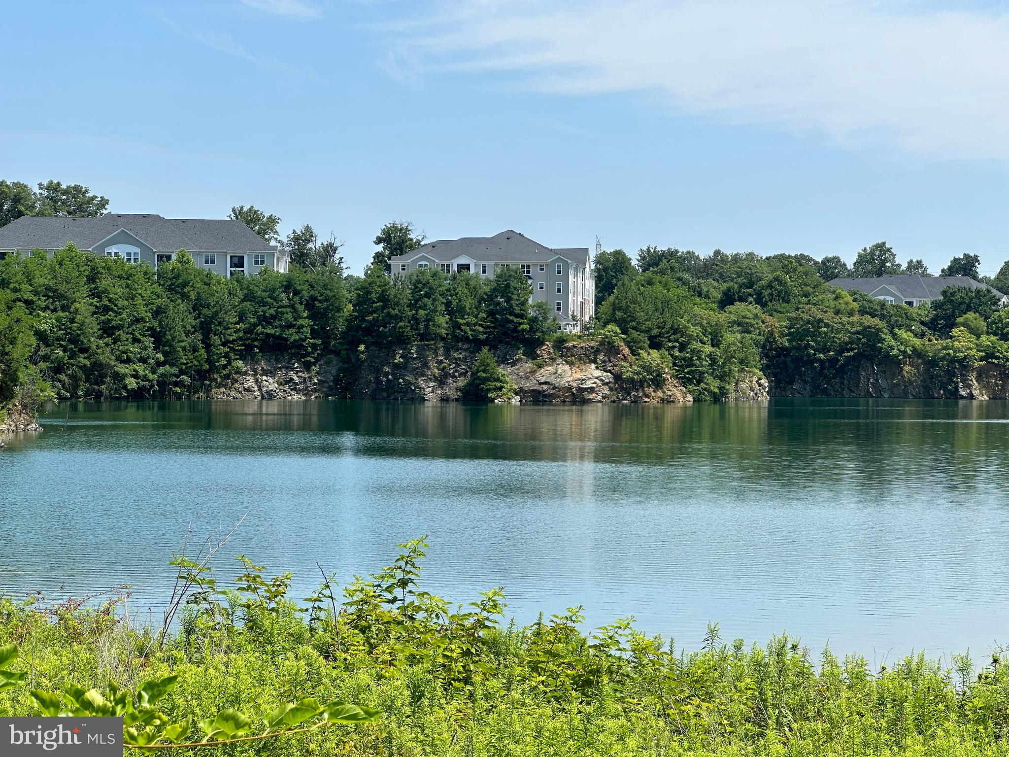 605 Quarry View Ct #202