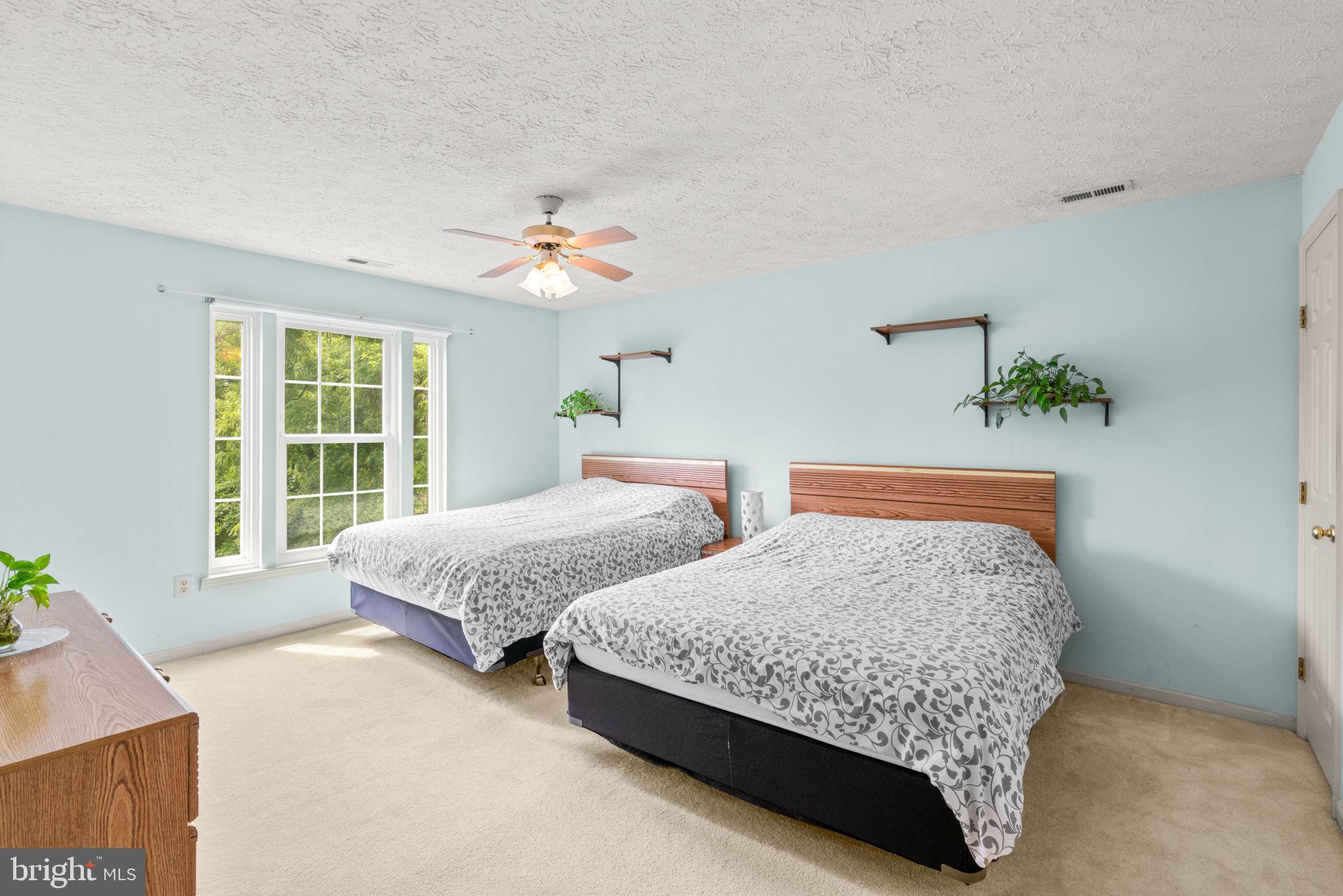 1420 Greenbriar Cir #4-1420