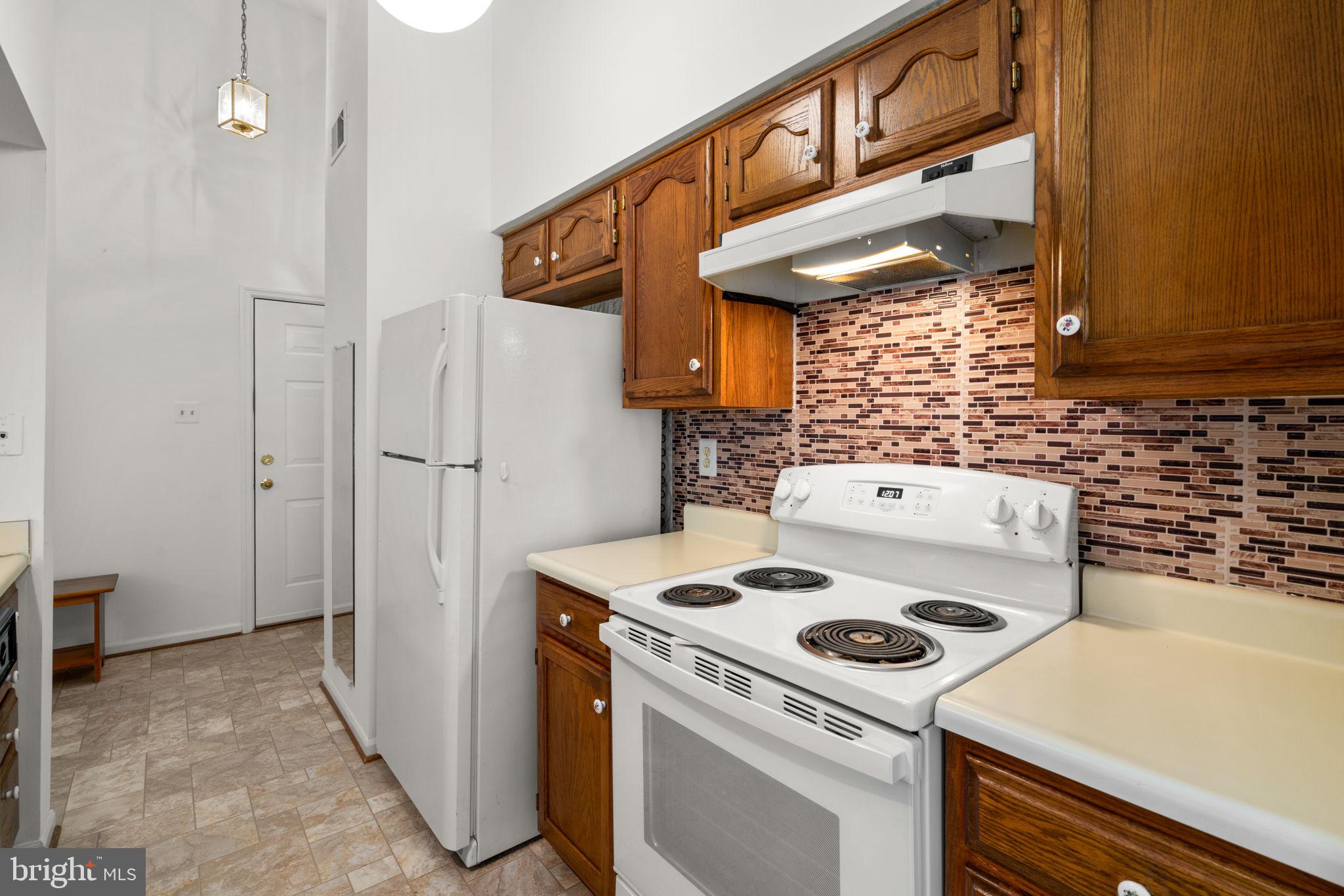 1420 Greenbriar Cir #4-1420