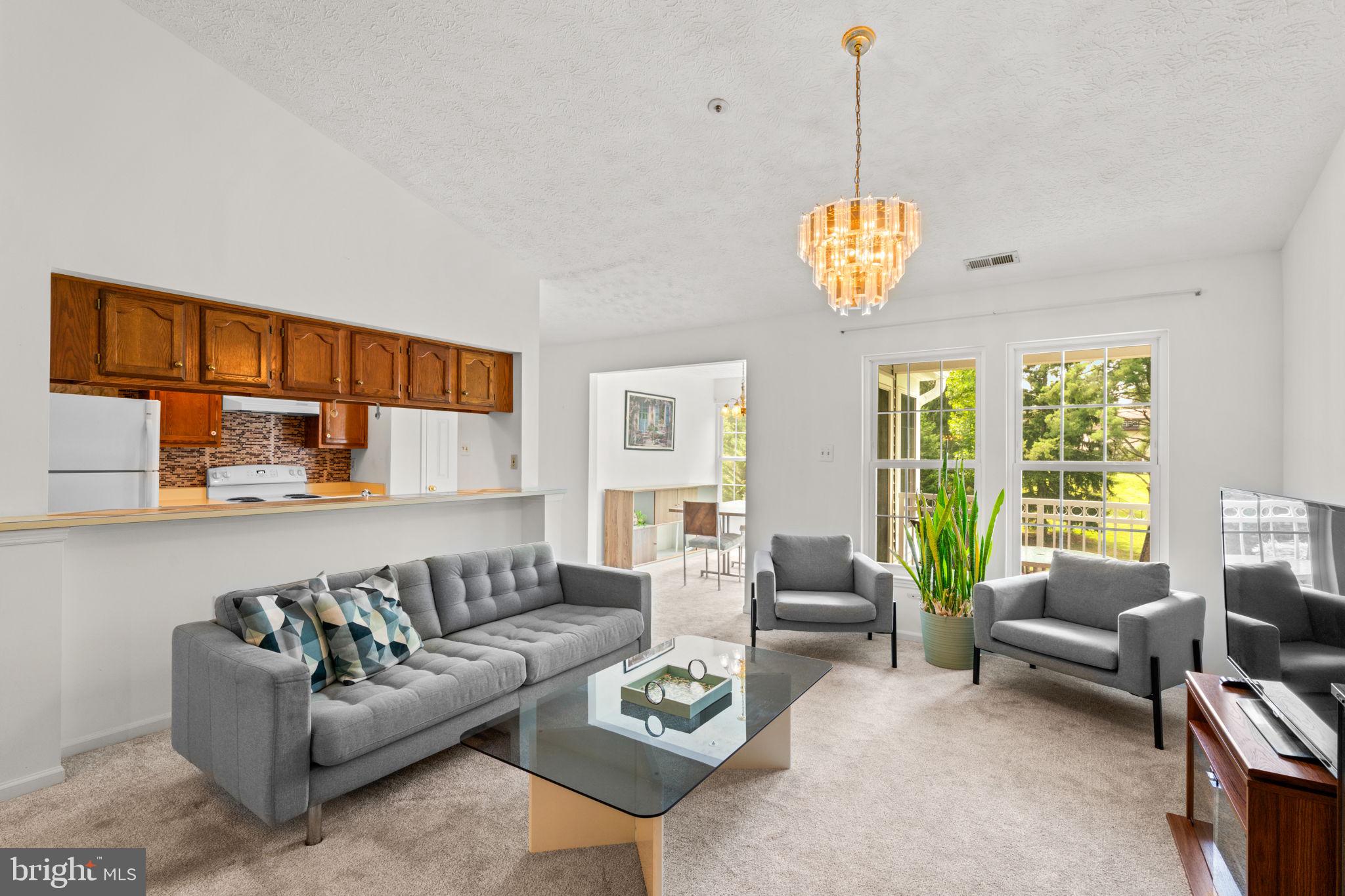 1420 Greenbriar Cir #4-1420