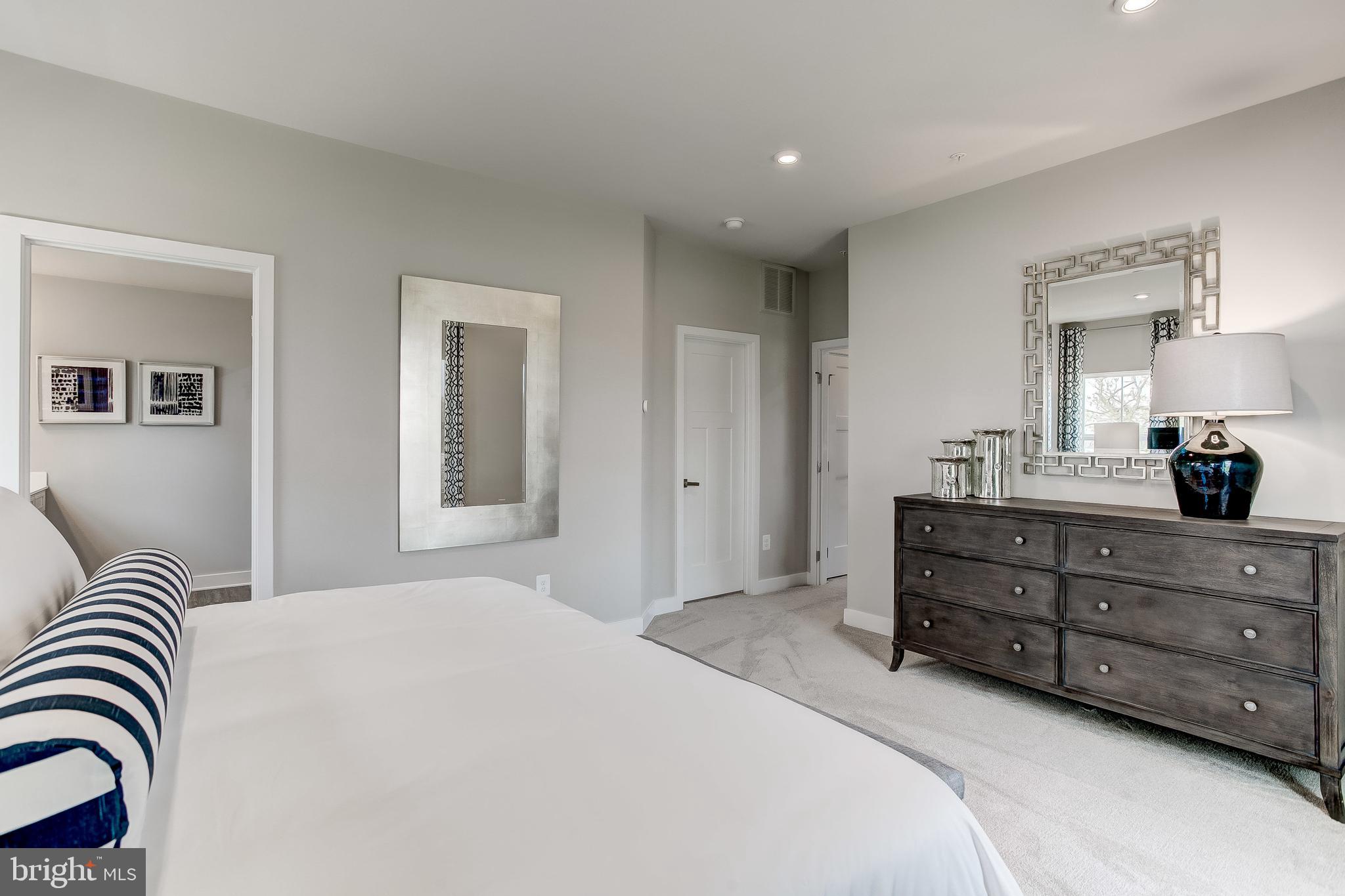 13874 Hunt Valley Ct