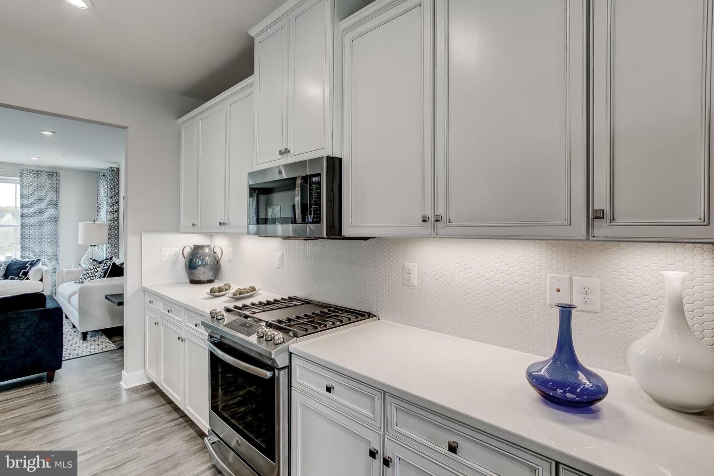 13874 Hunt Valley Ct