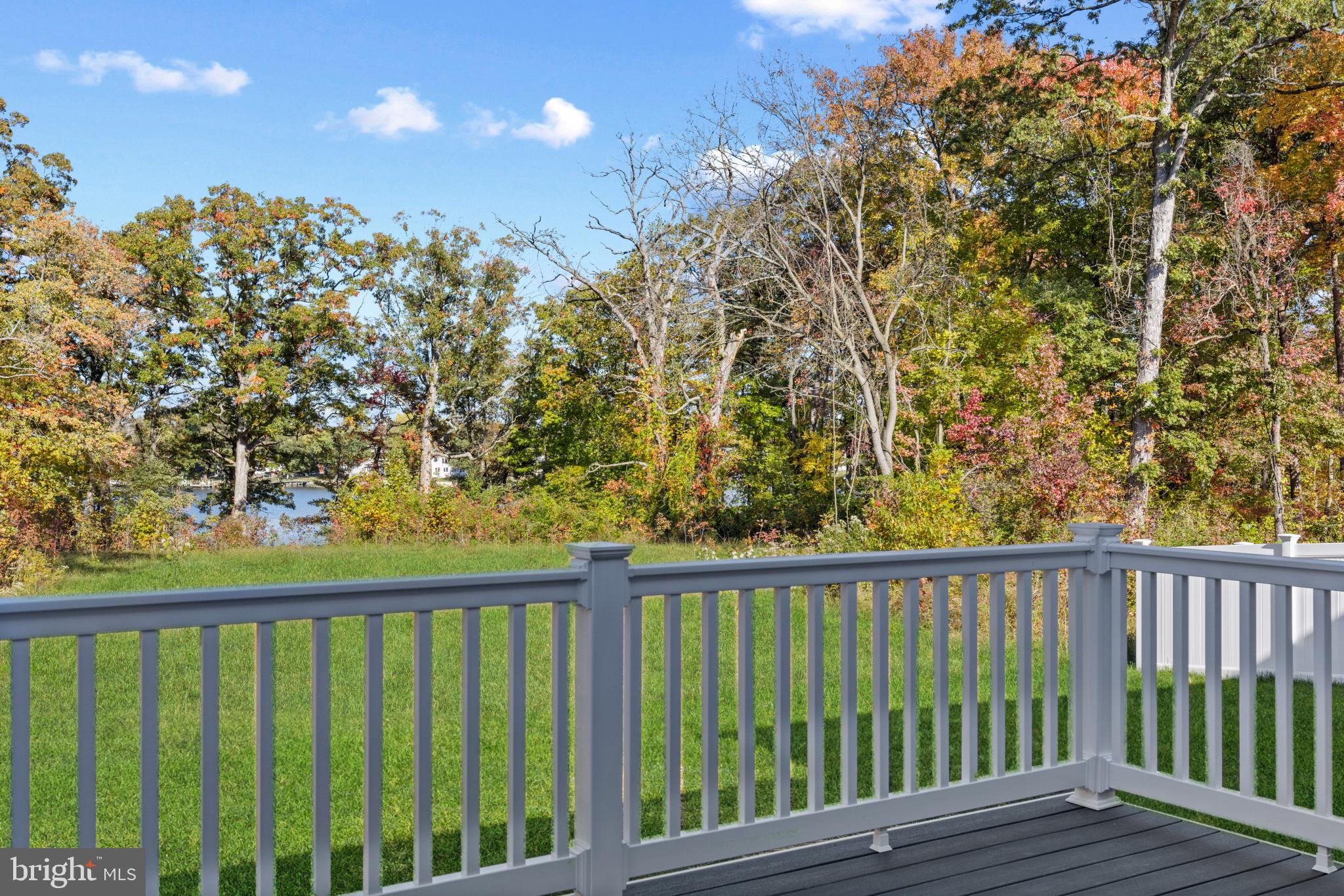 412 WATERS LANDING DR