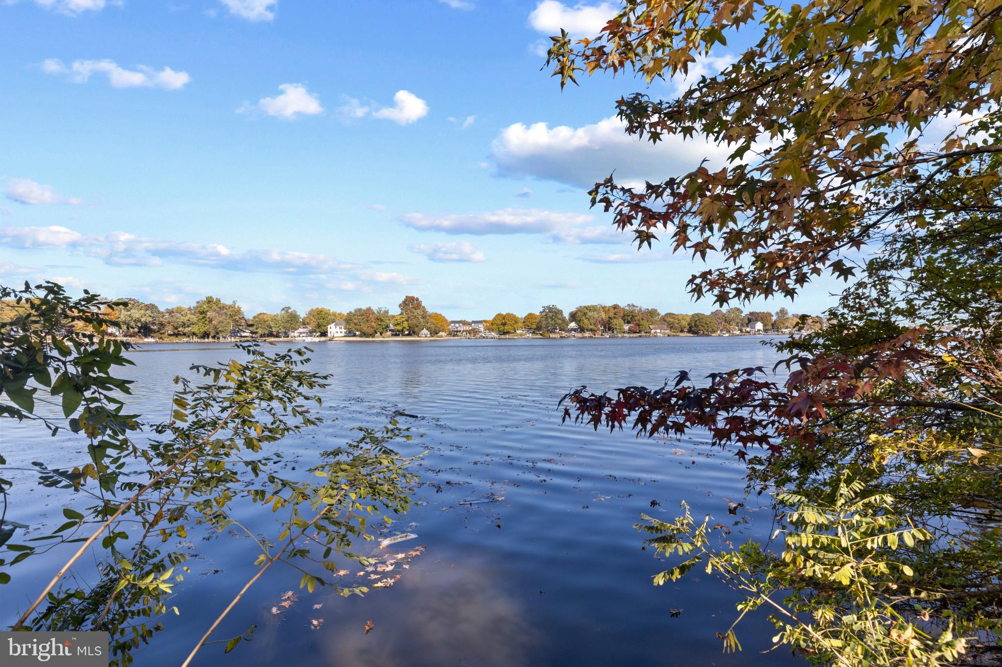 412 WATERS LANDING DR