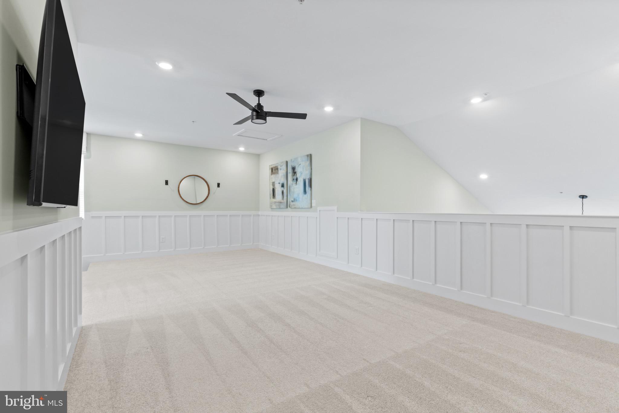 412 WATERS LANDING DR