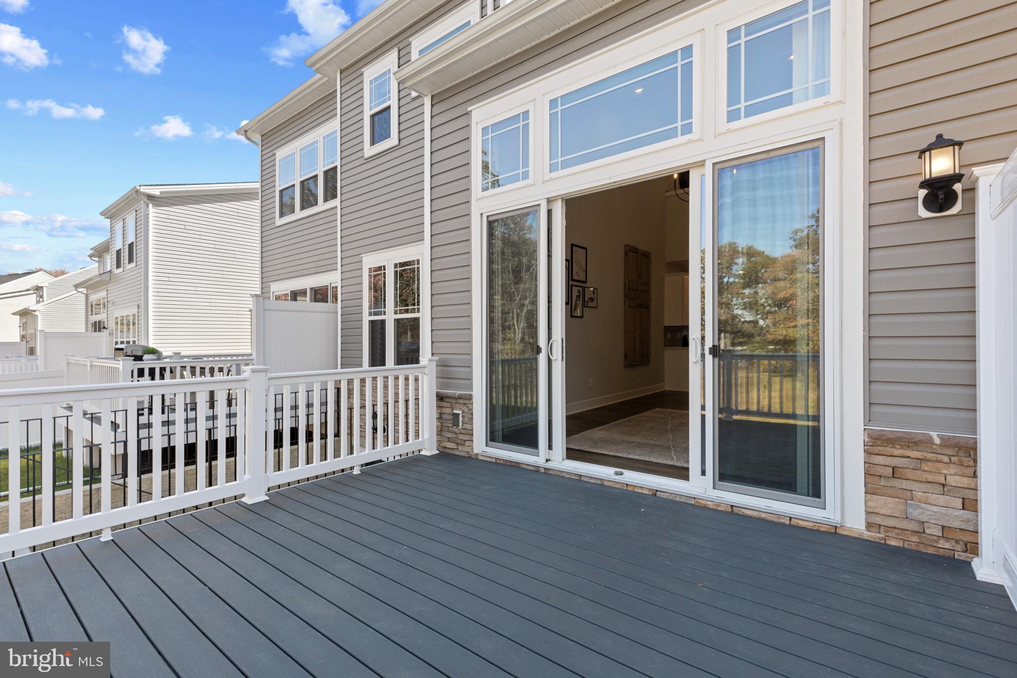 412 WATERS LANDING DR