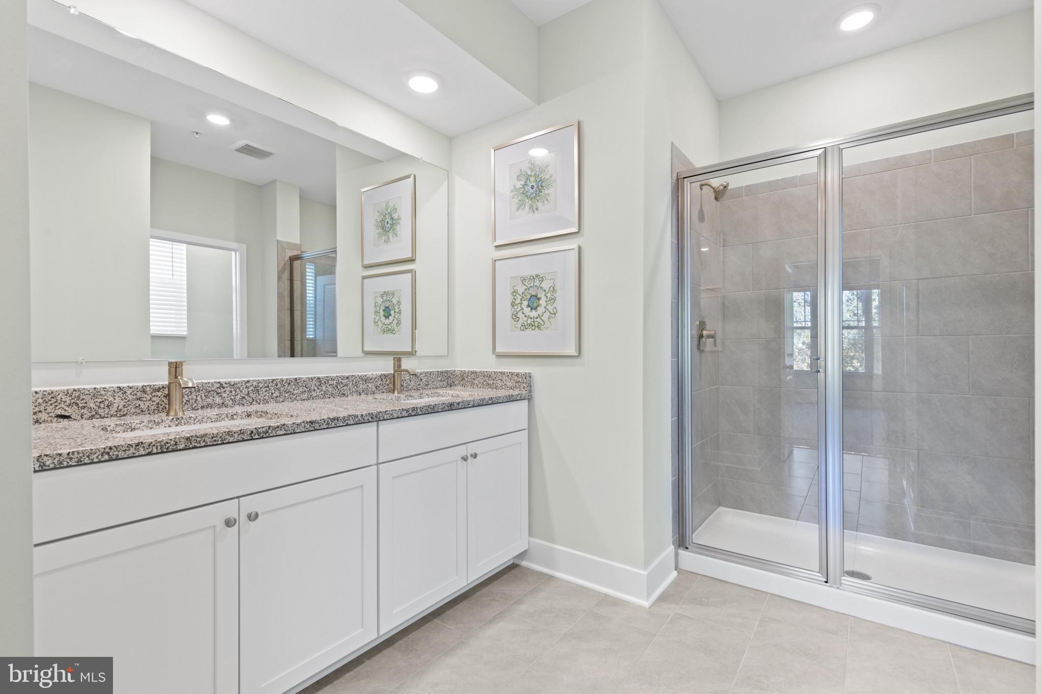 412 WATERS LANDING DR