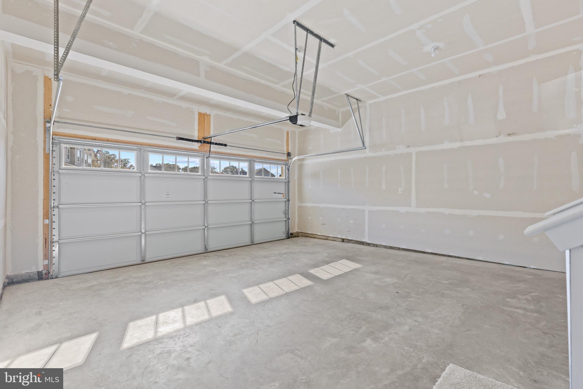 412 WATERS LANDING DR